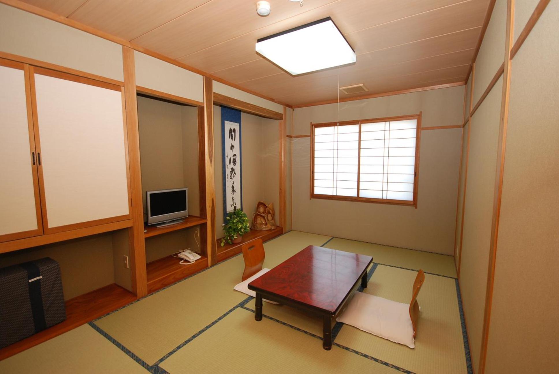 Japanese-Style Quadruple Room photo 2