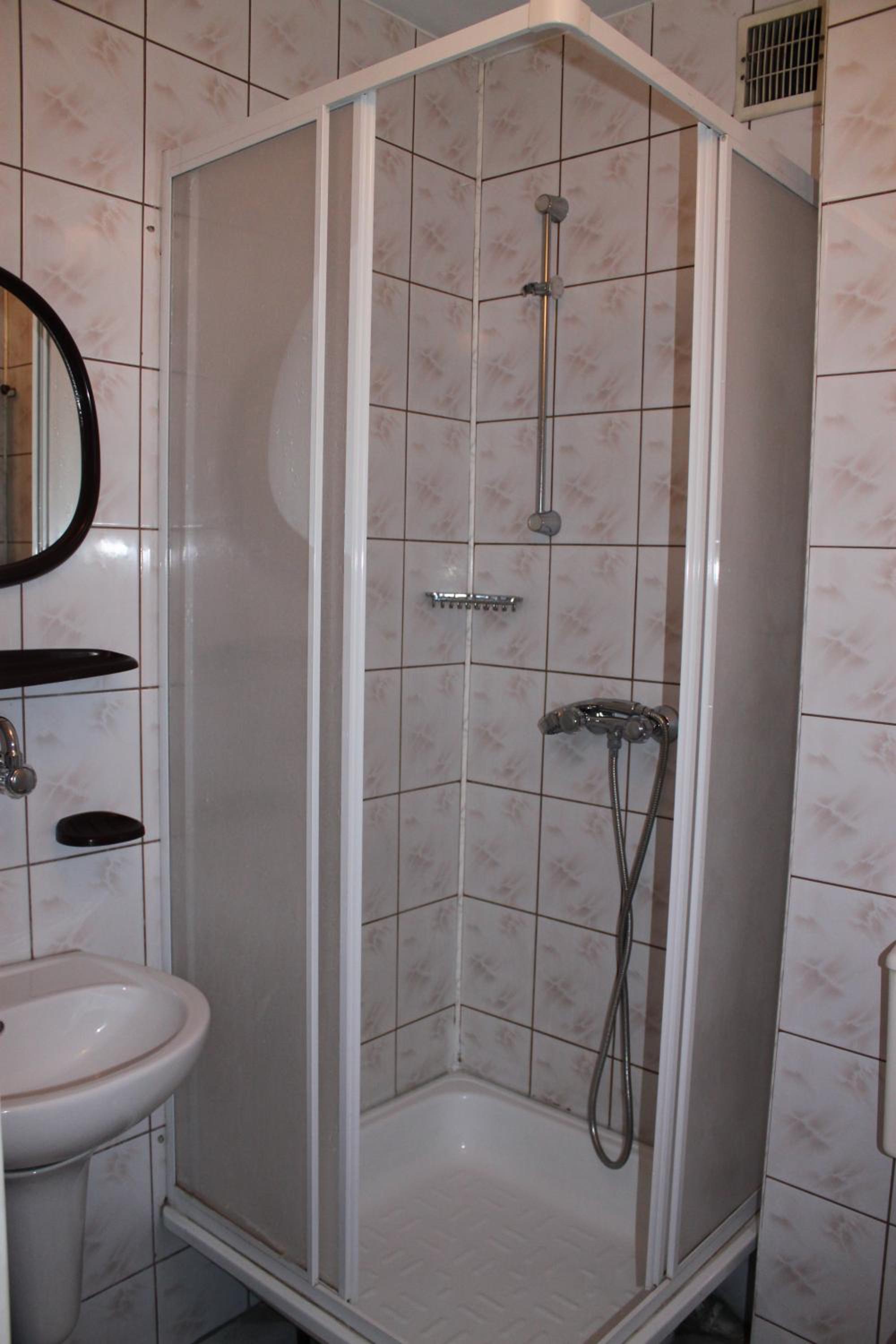 Triple Room with Bathroom photo 3