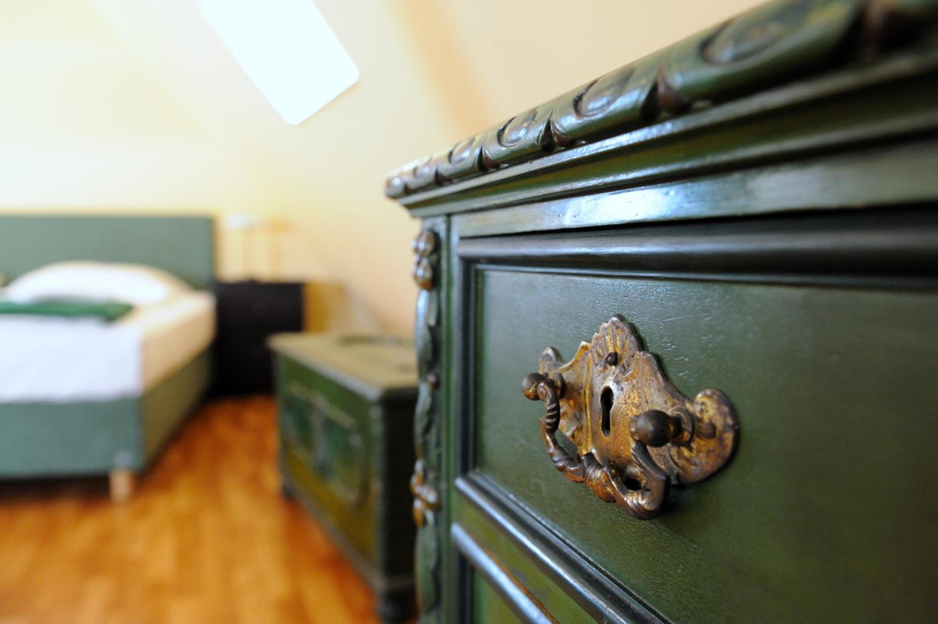 Suite - Photo 11