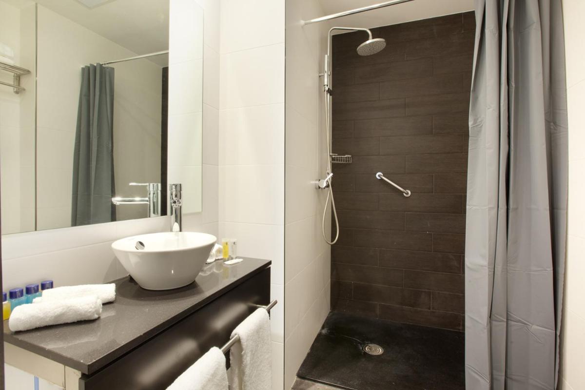 Superior Double or Twin Room with Balcony photo 2