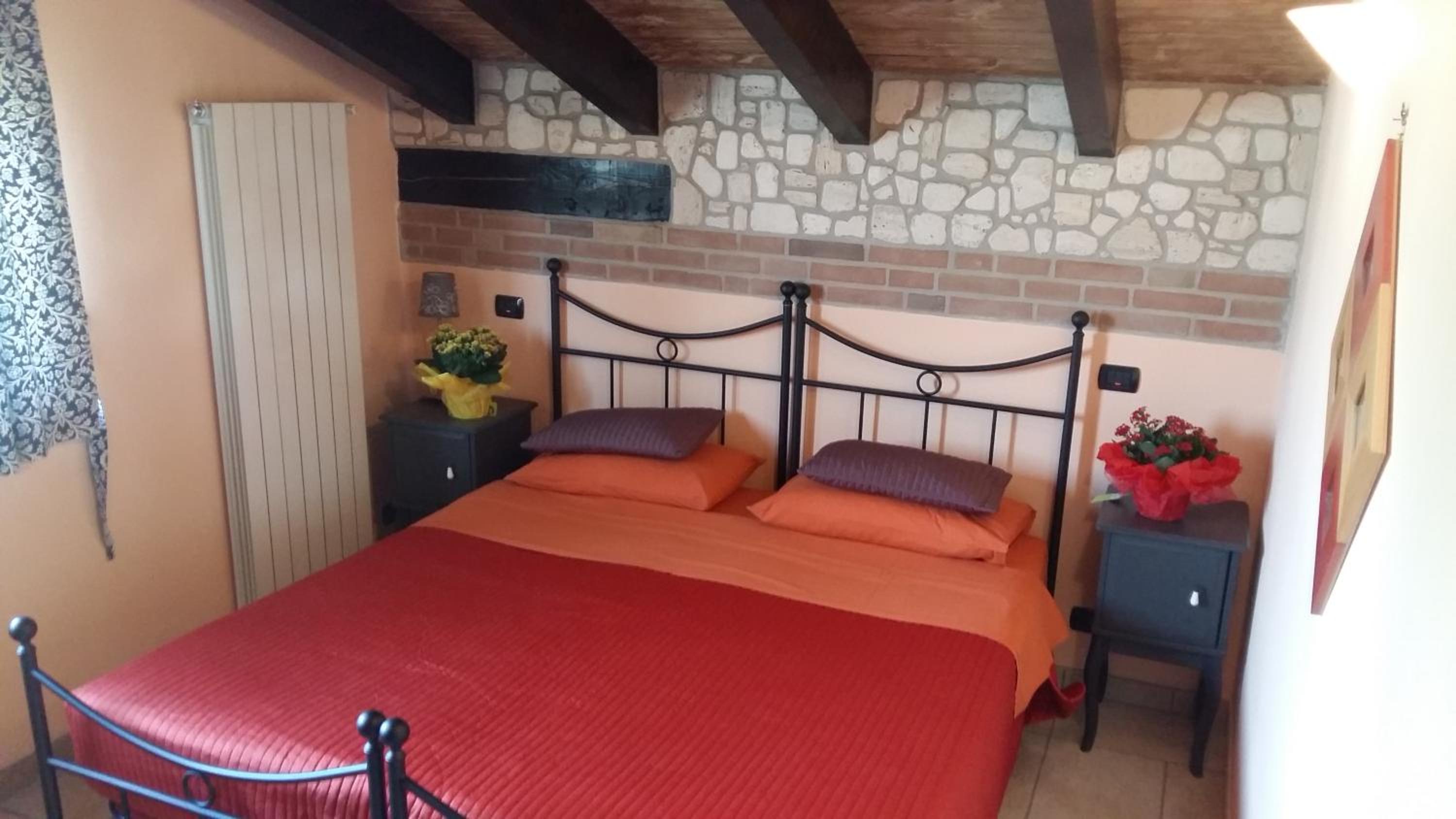 Double or Twin Room - Photo 5