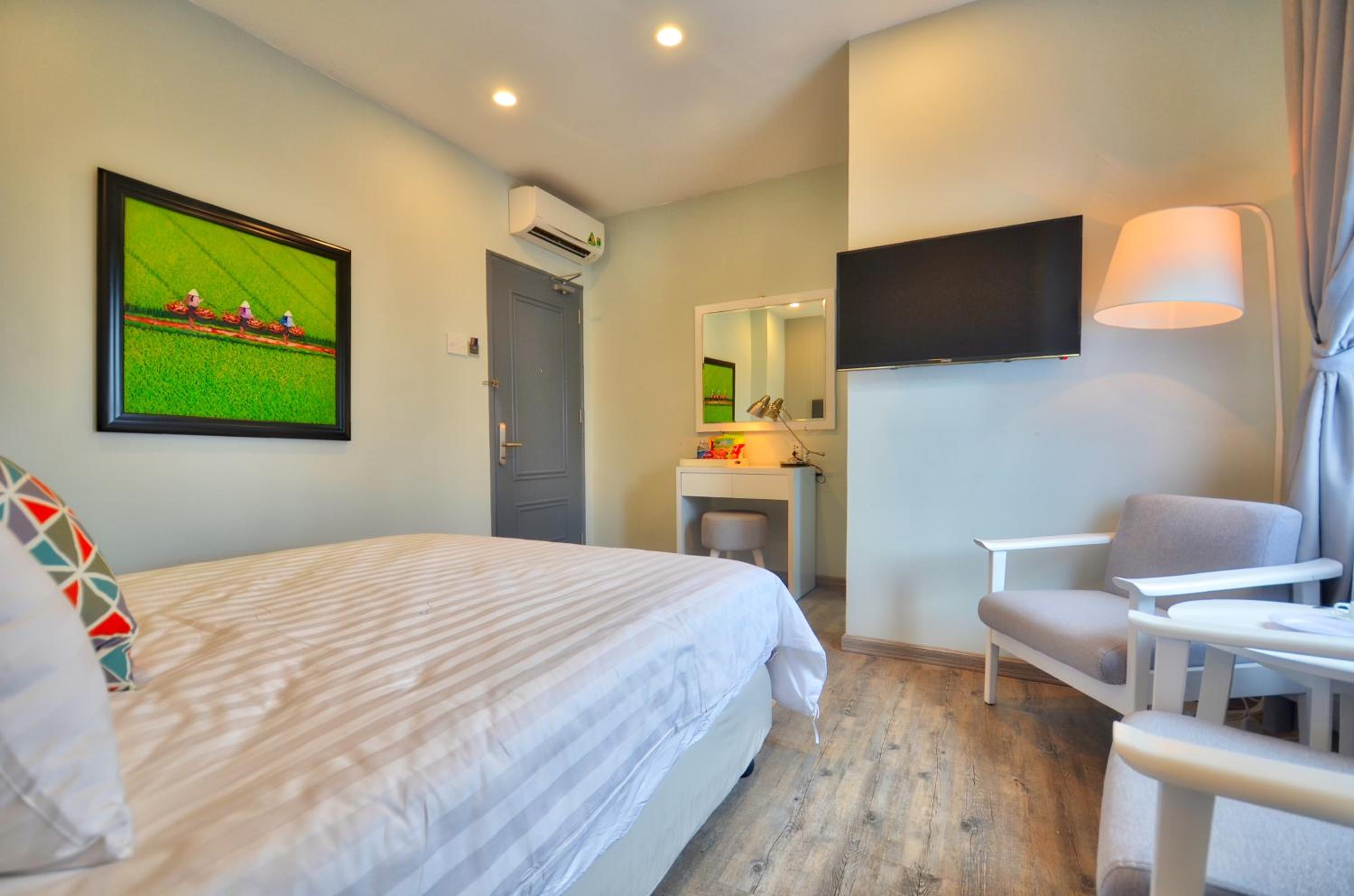 One Bedroom Executive Suite photo 2