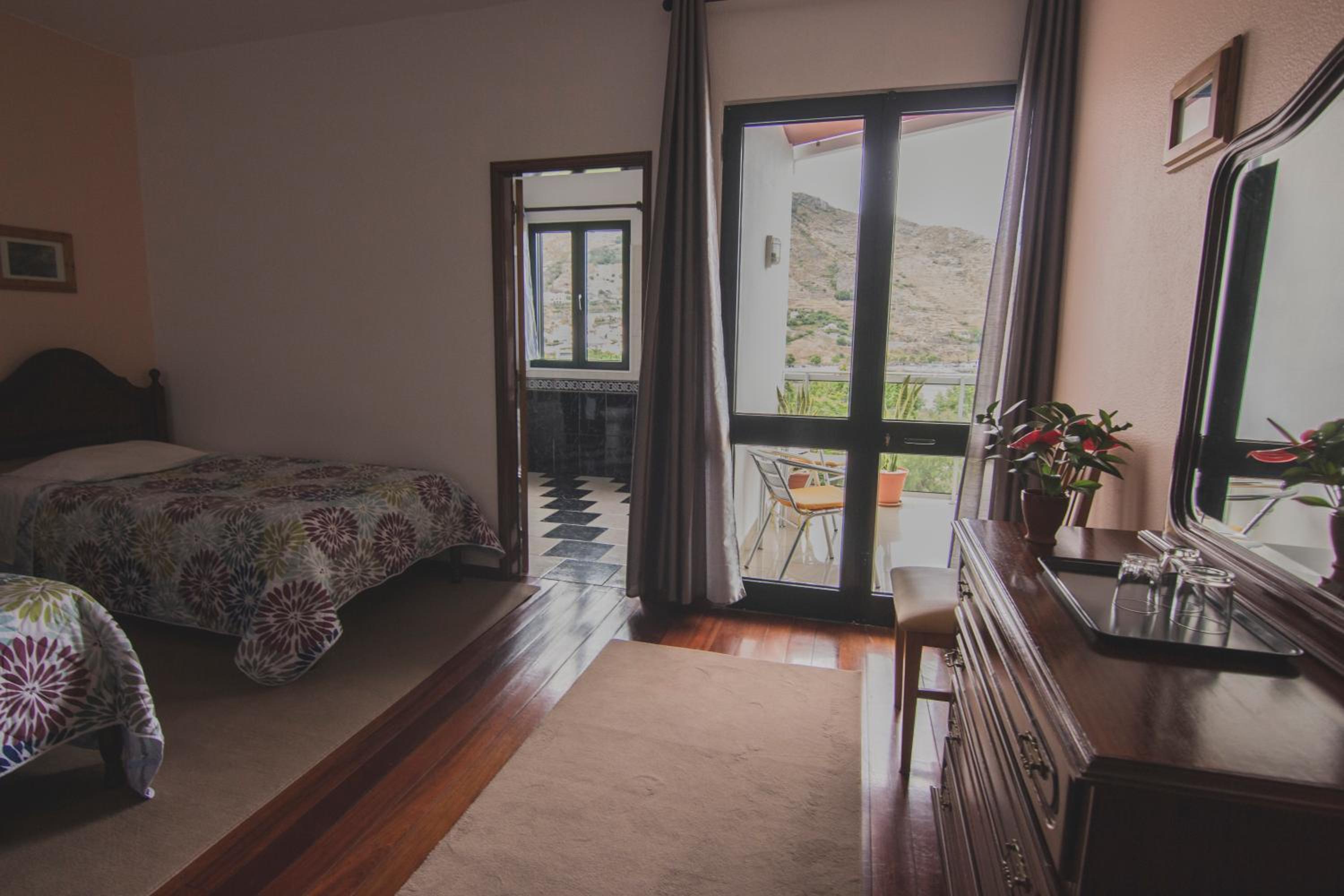 Triple Room - Photo 3