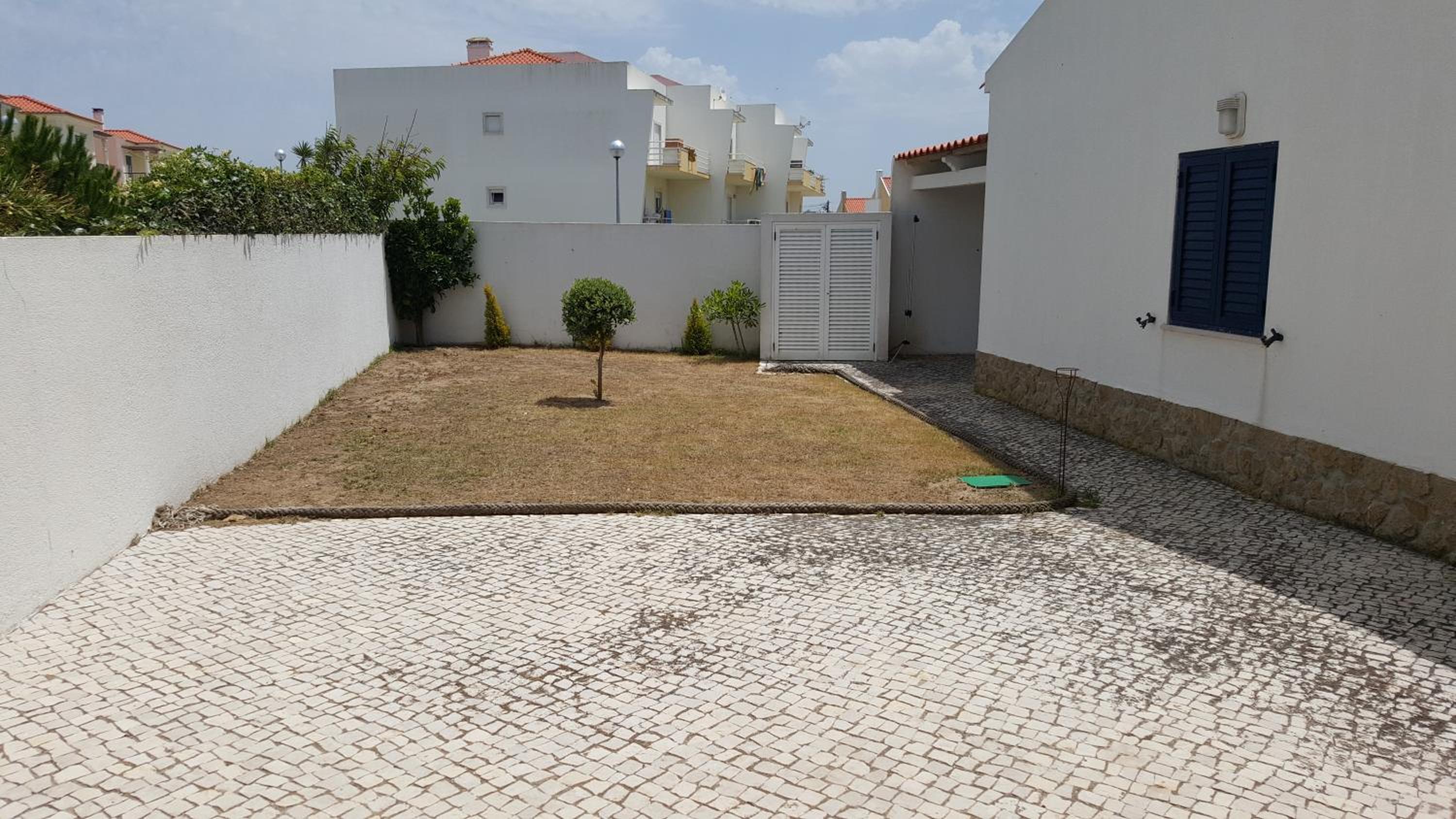 Villa with Sea View - Photo 17
