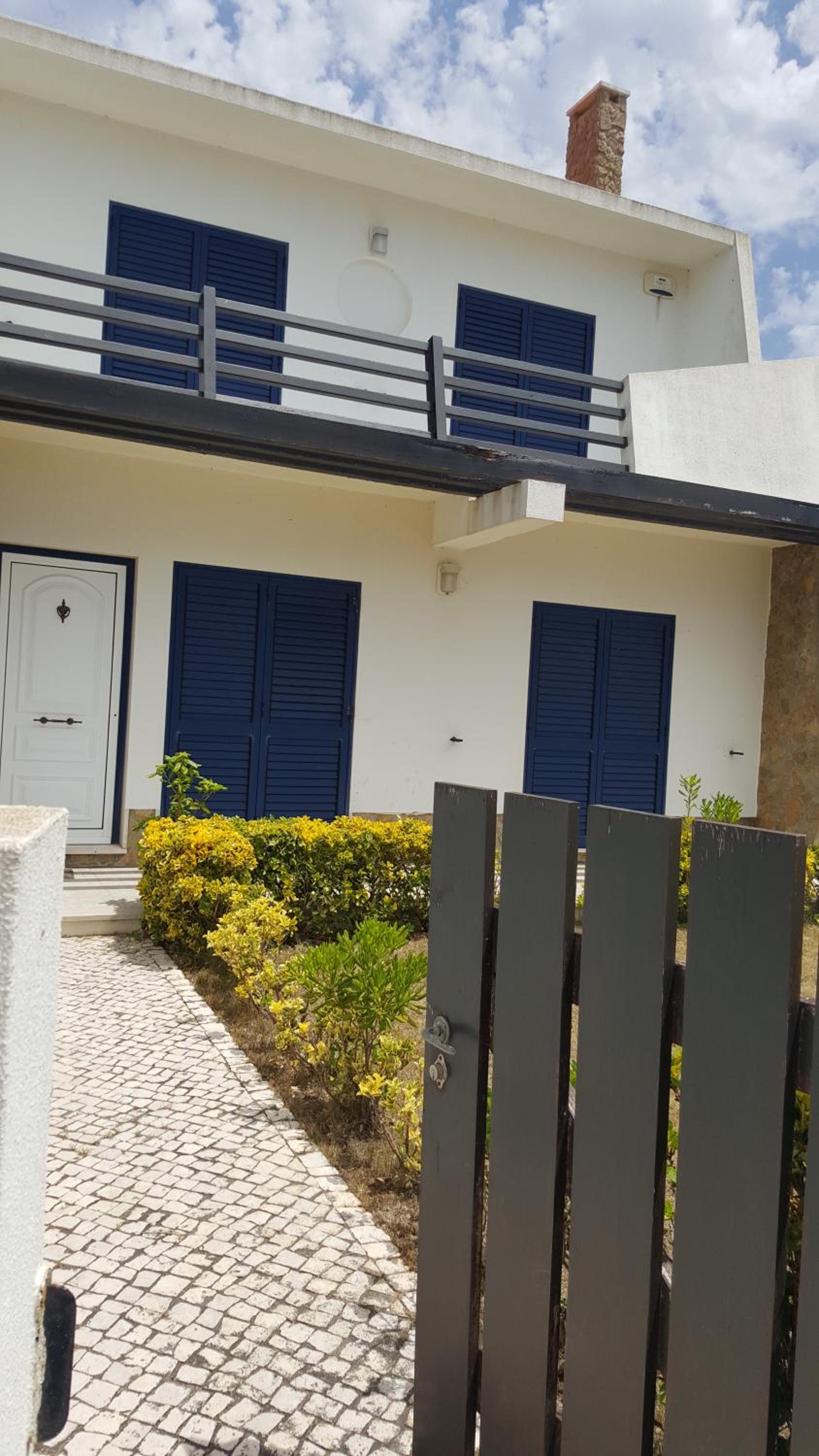 Villa with Sea View - Photo 16