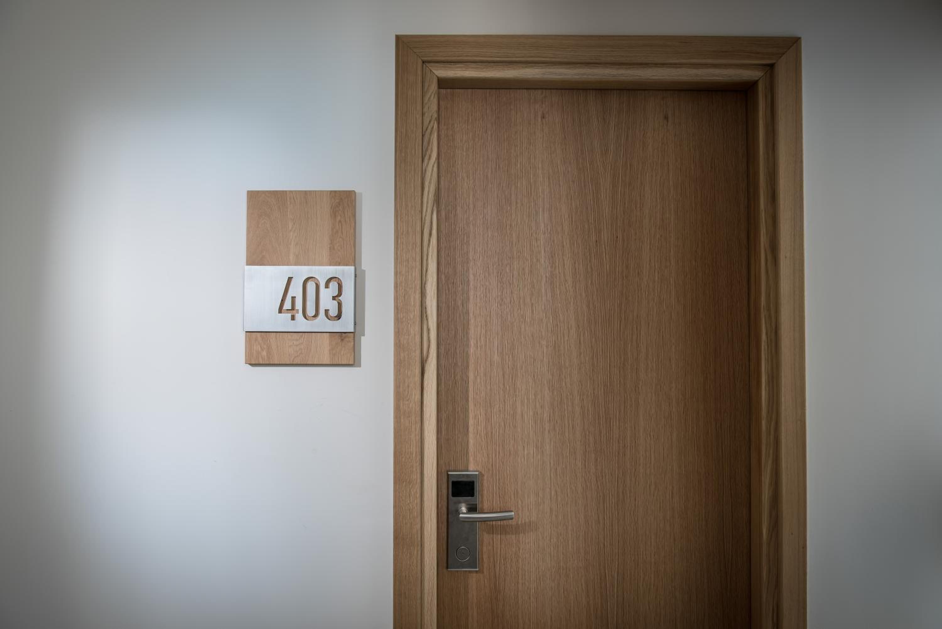 Superior Suite - Photo 6