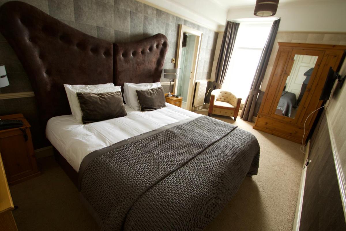 Premier Hotel Double Room