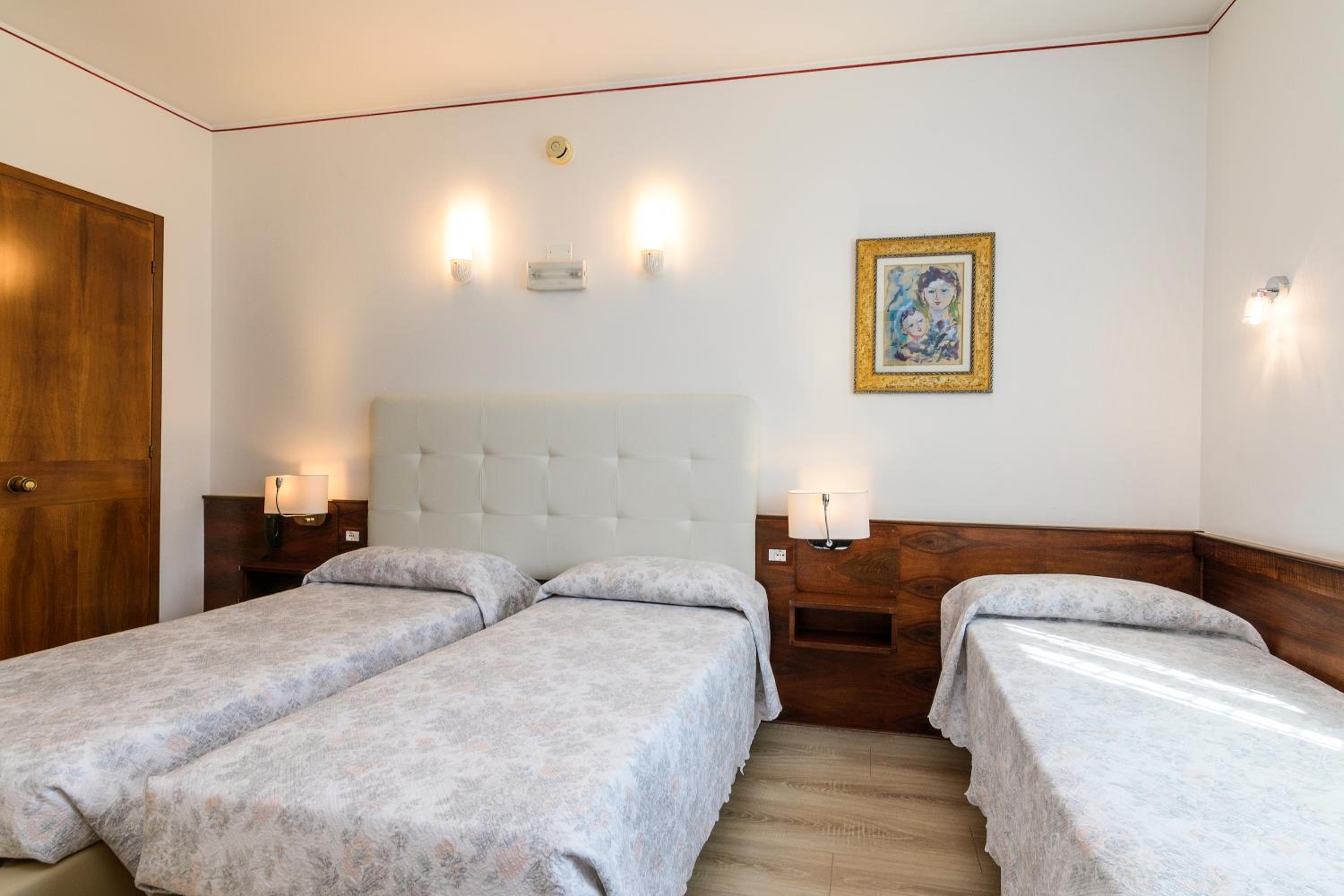 Triple Room - Photo 4