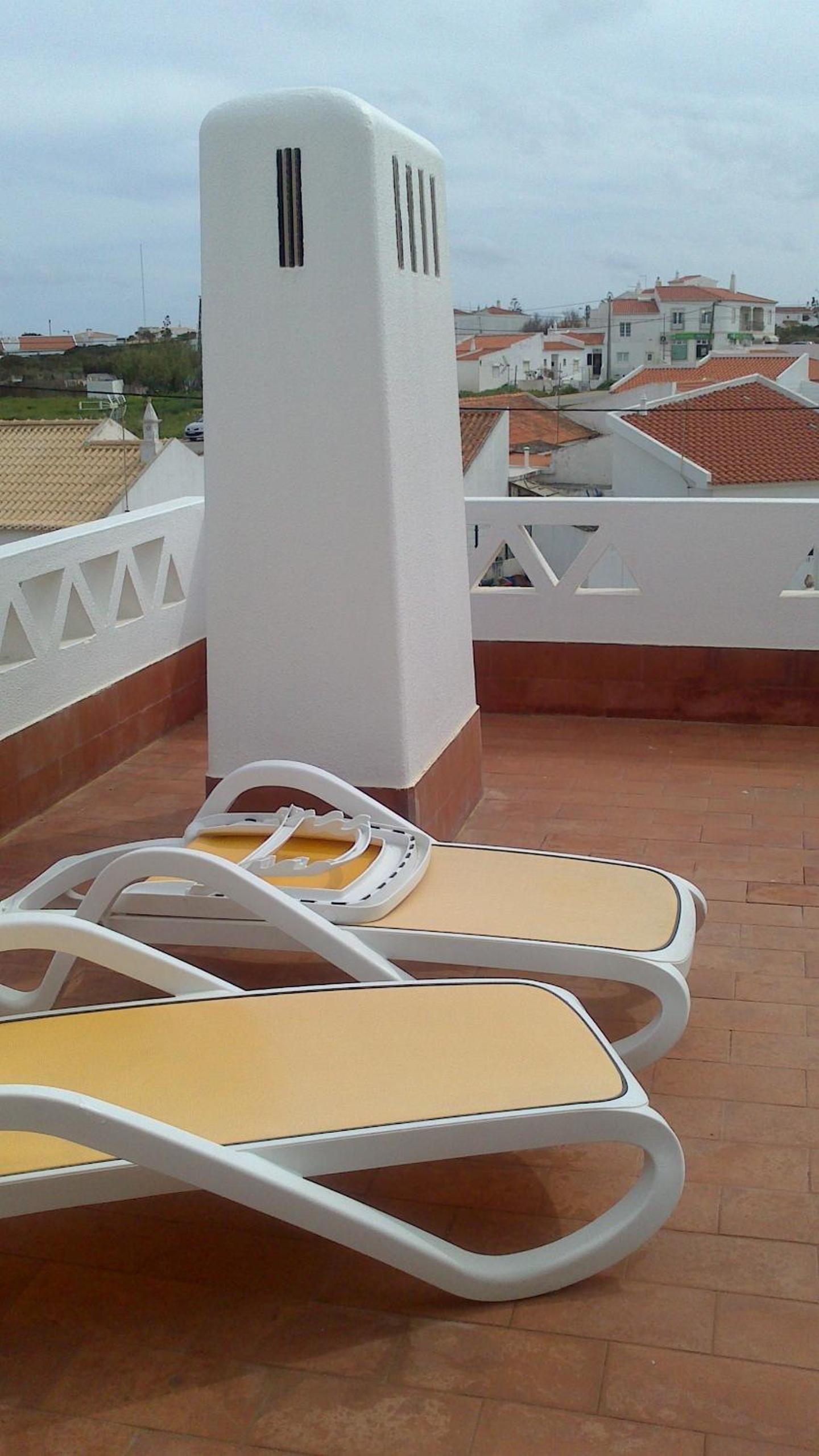 Apartment with Terrace photo 2