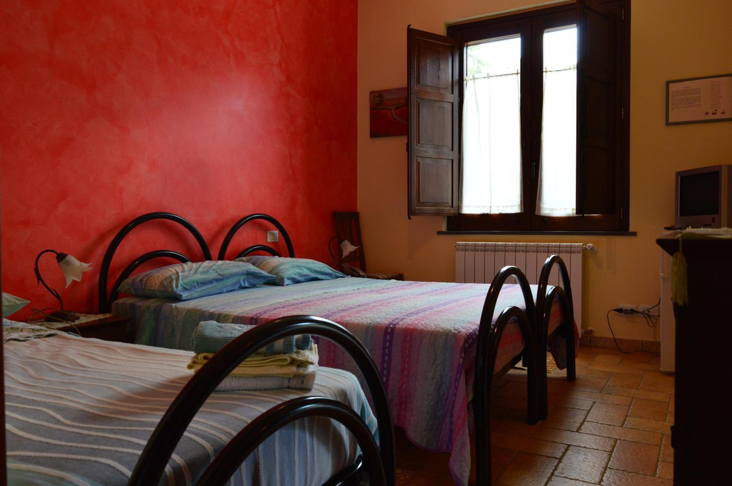 Triple Room - Disability Access - Photo 8