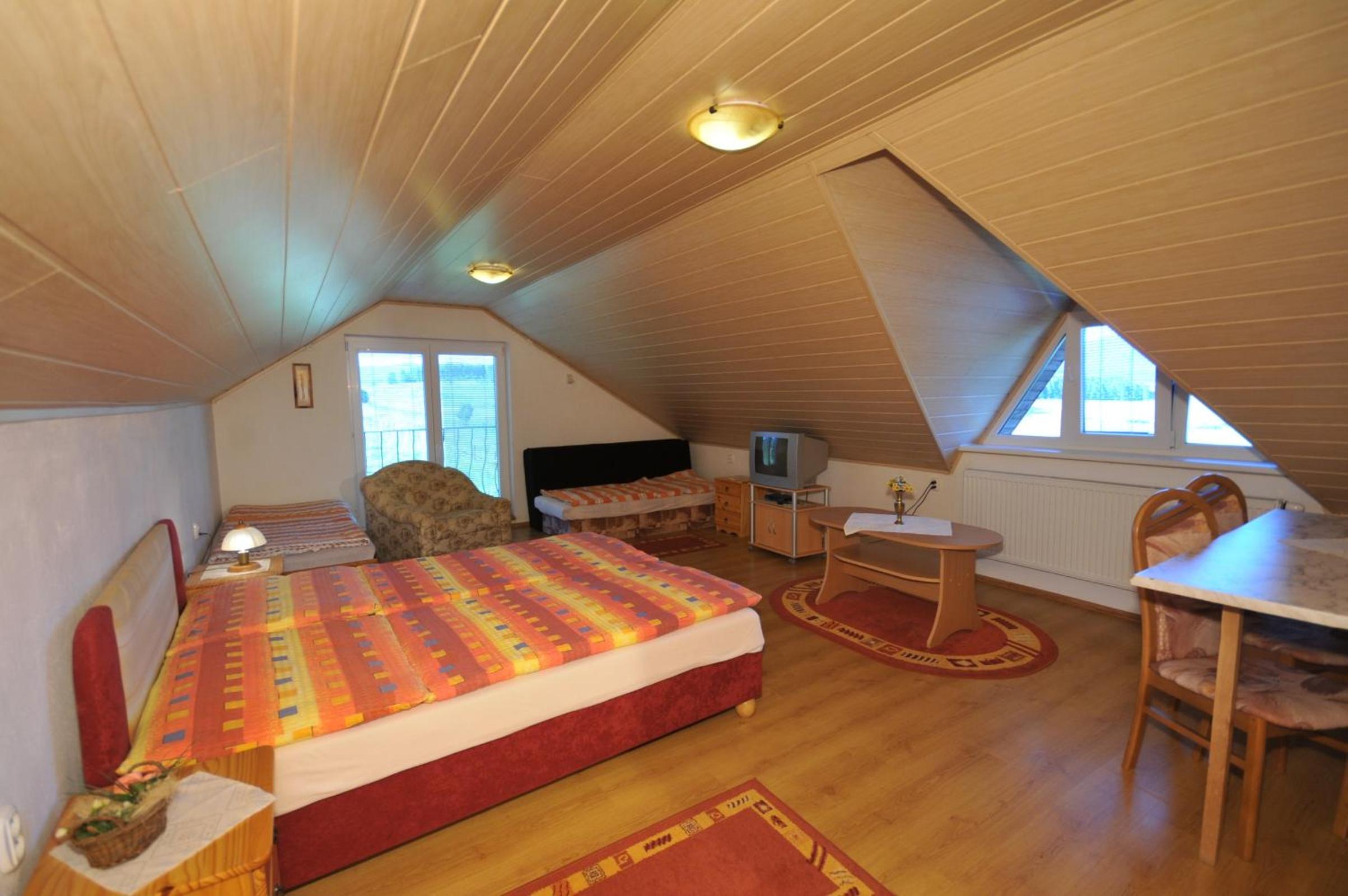 Family Apartment with Private Bathroom photo 1