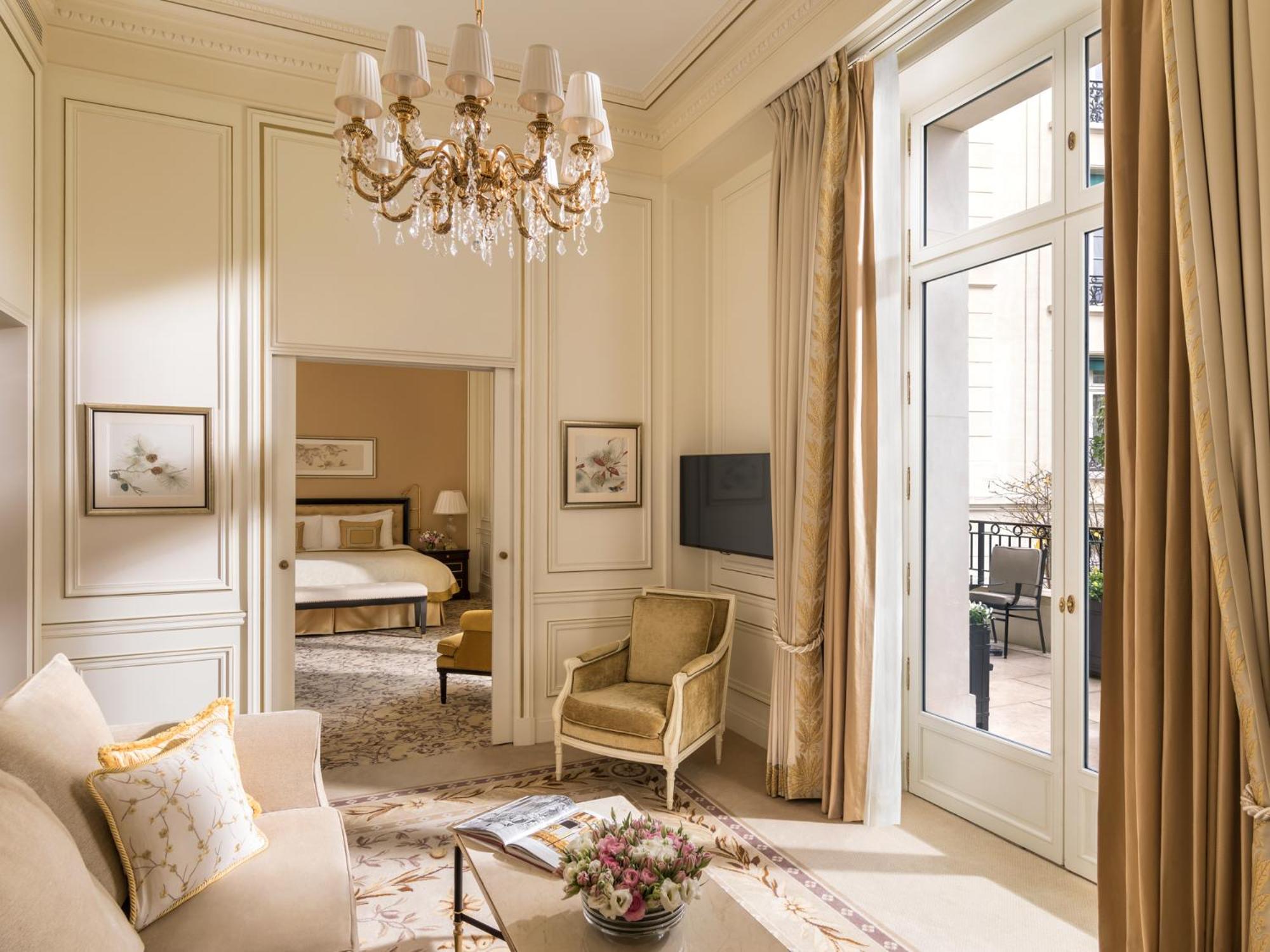 Terrace Suite Paris View thumbnail 6