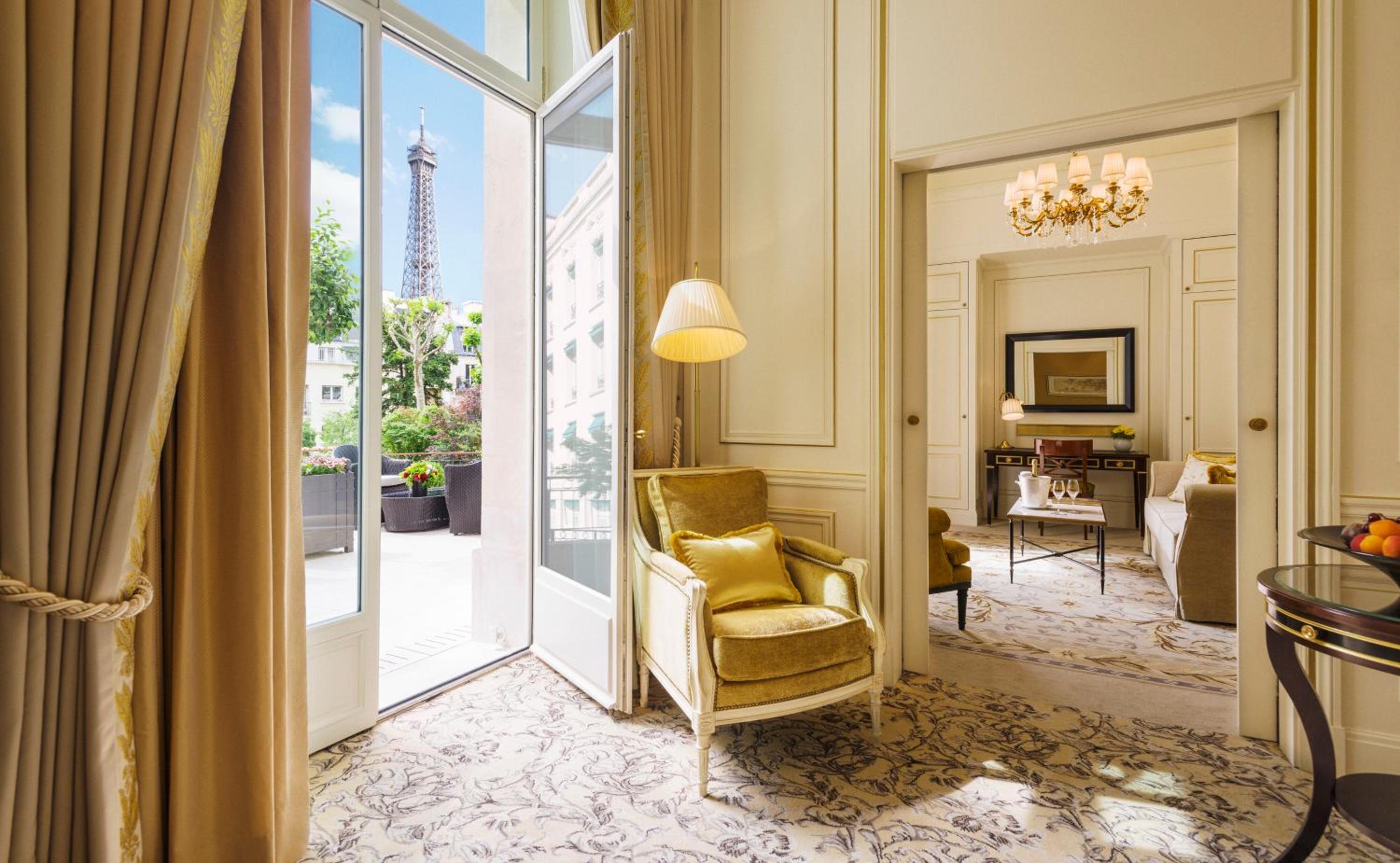 Terrace Suite Paris View