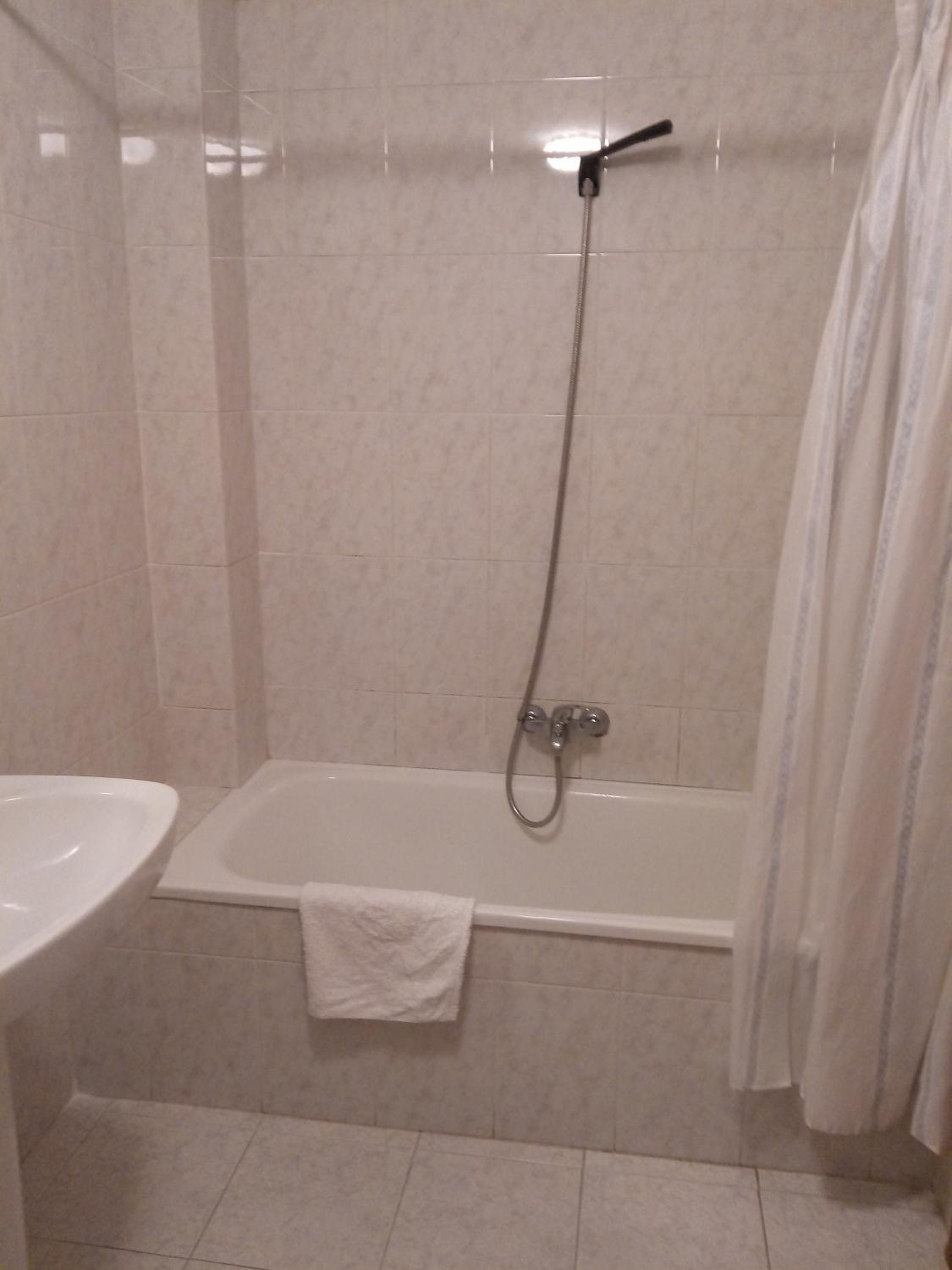 Quadruple Room - Photo 2