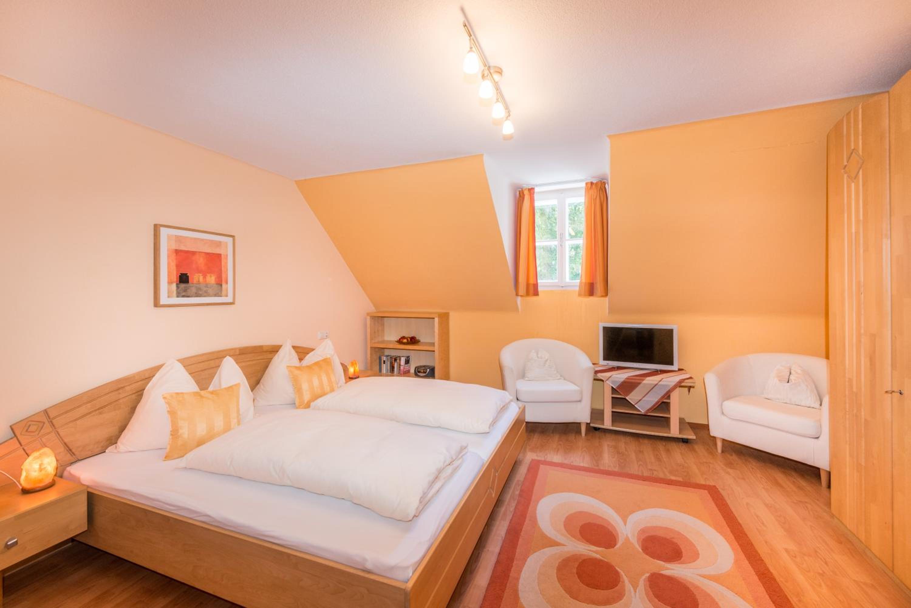 Four-Bedroom Apartment with Balcony – Annex Second Floor photo 1