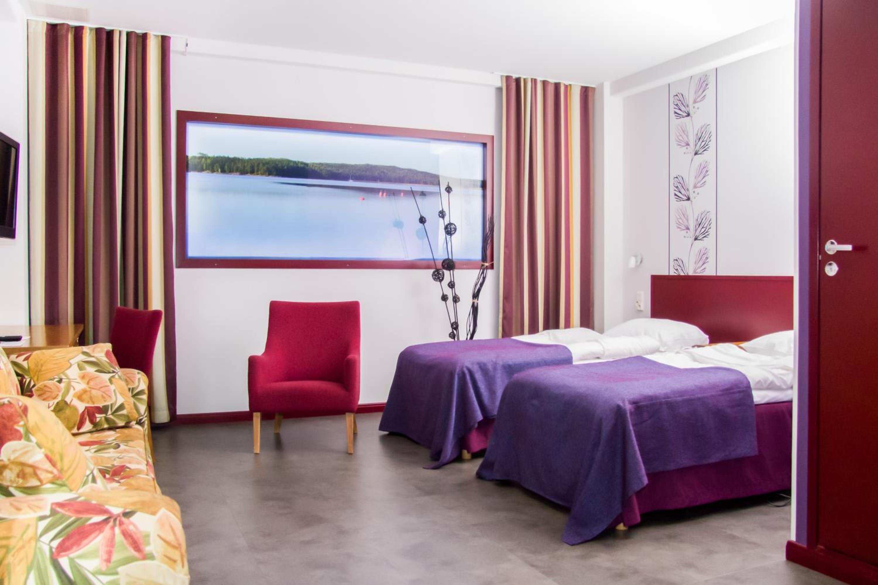 Twin Room without Window