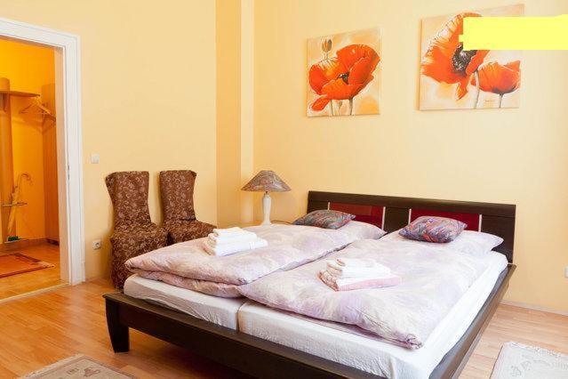 Two-Bedroom Apartment - Photo 67