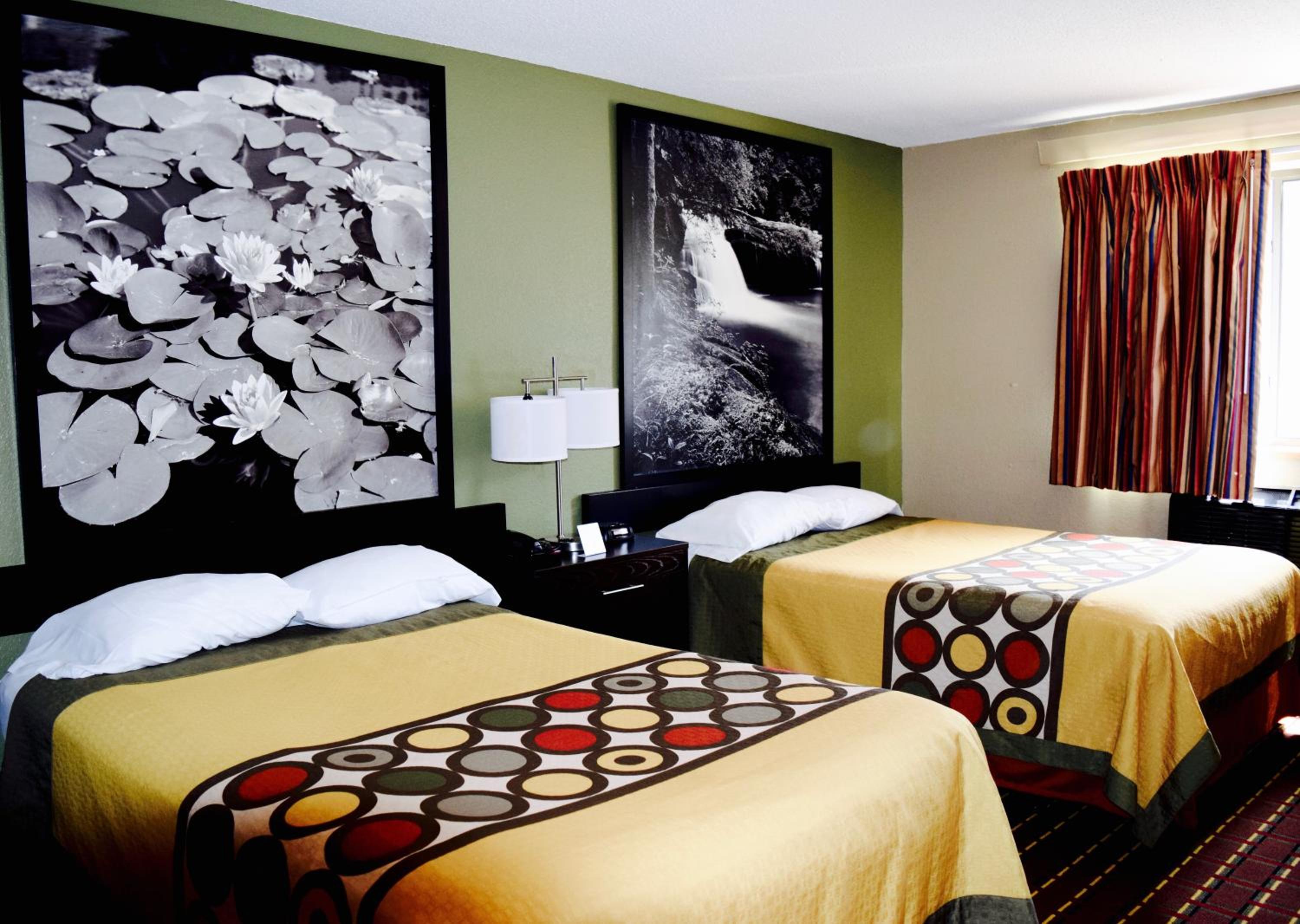 Deluxe Double Room with Two Double Beds - Non-Smoking - Photo 1