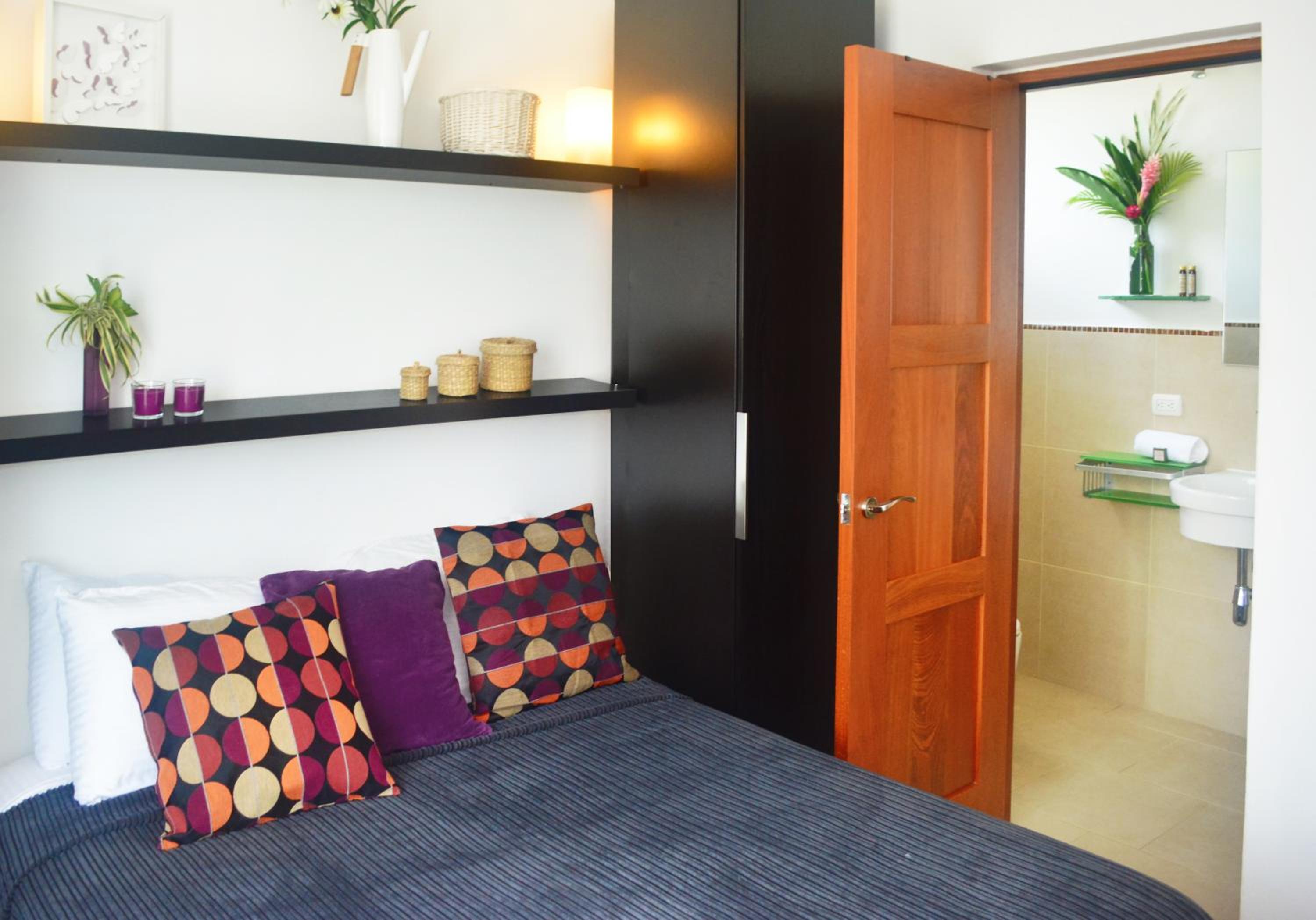 One-Bedroom Apartment with Garden View photo 3