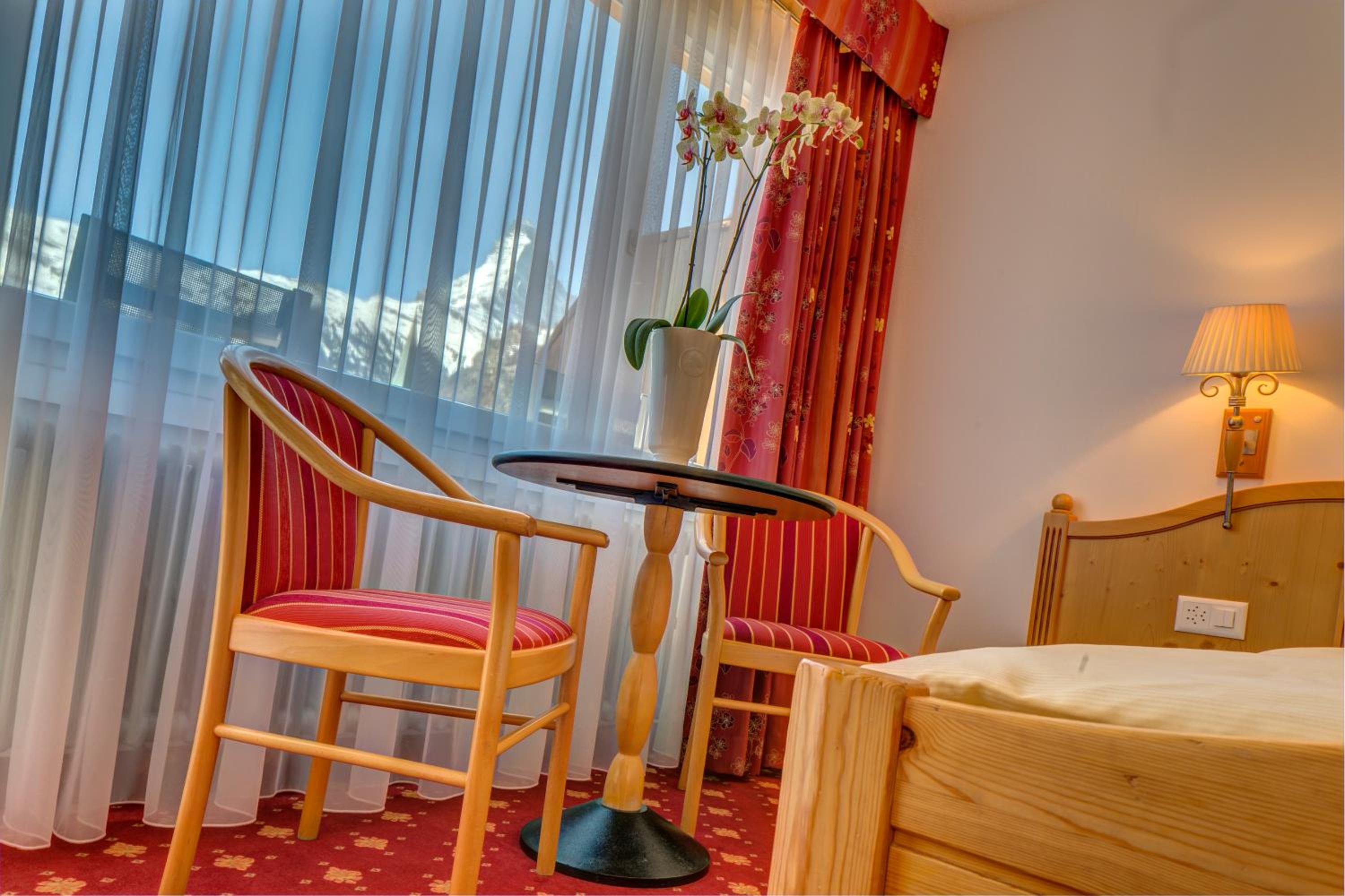 Double Room with Balcony and Matterhorn View
