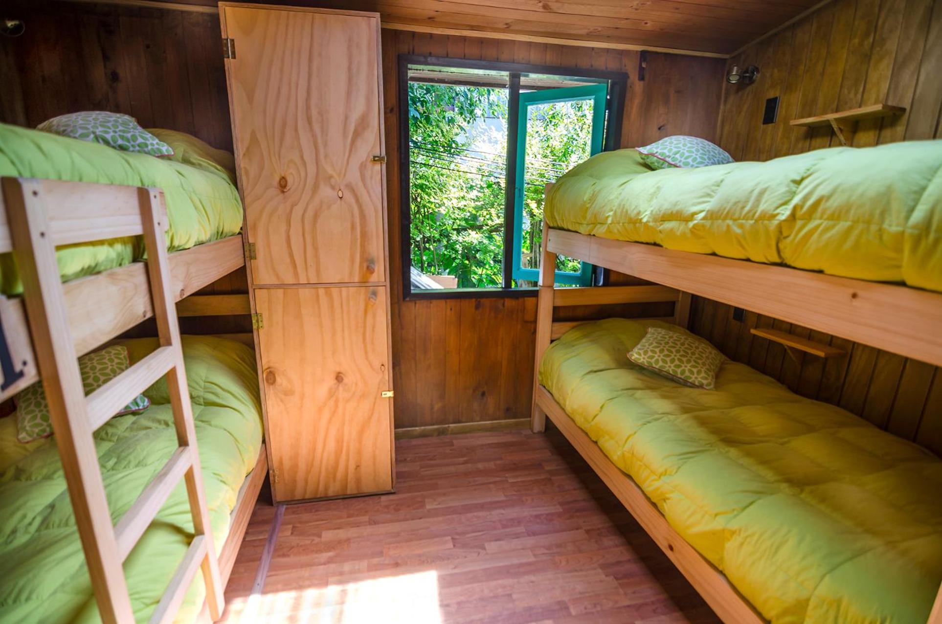 Bed In 4-Bed Mixed Dormitory Room photo 2