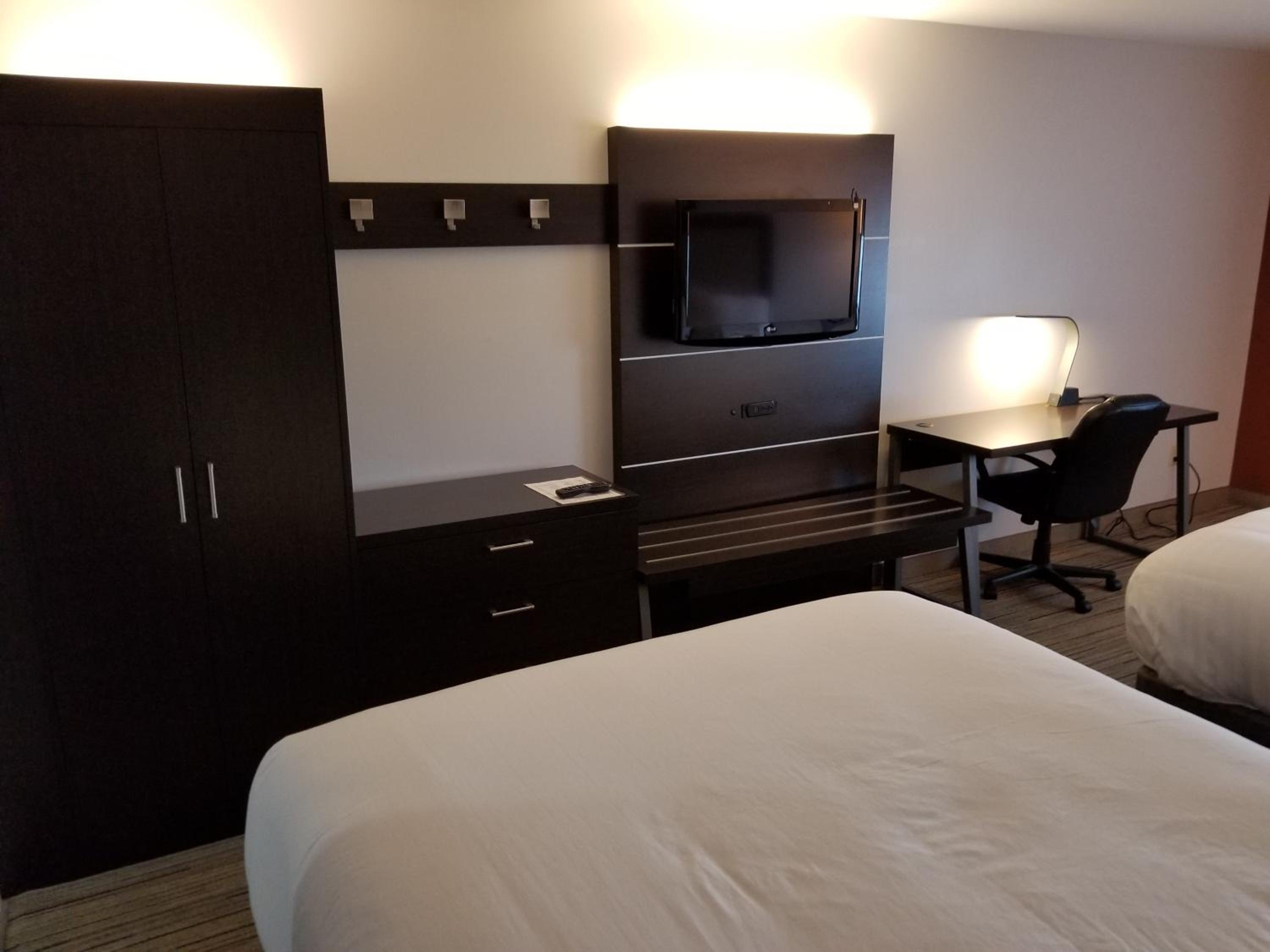 Standard Room - Photo 7