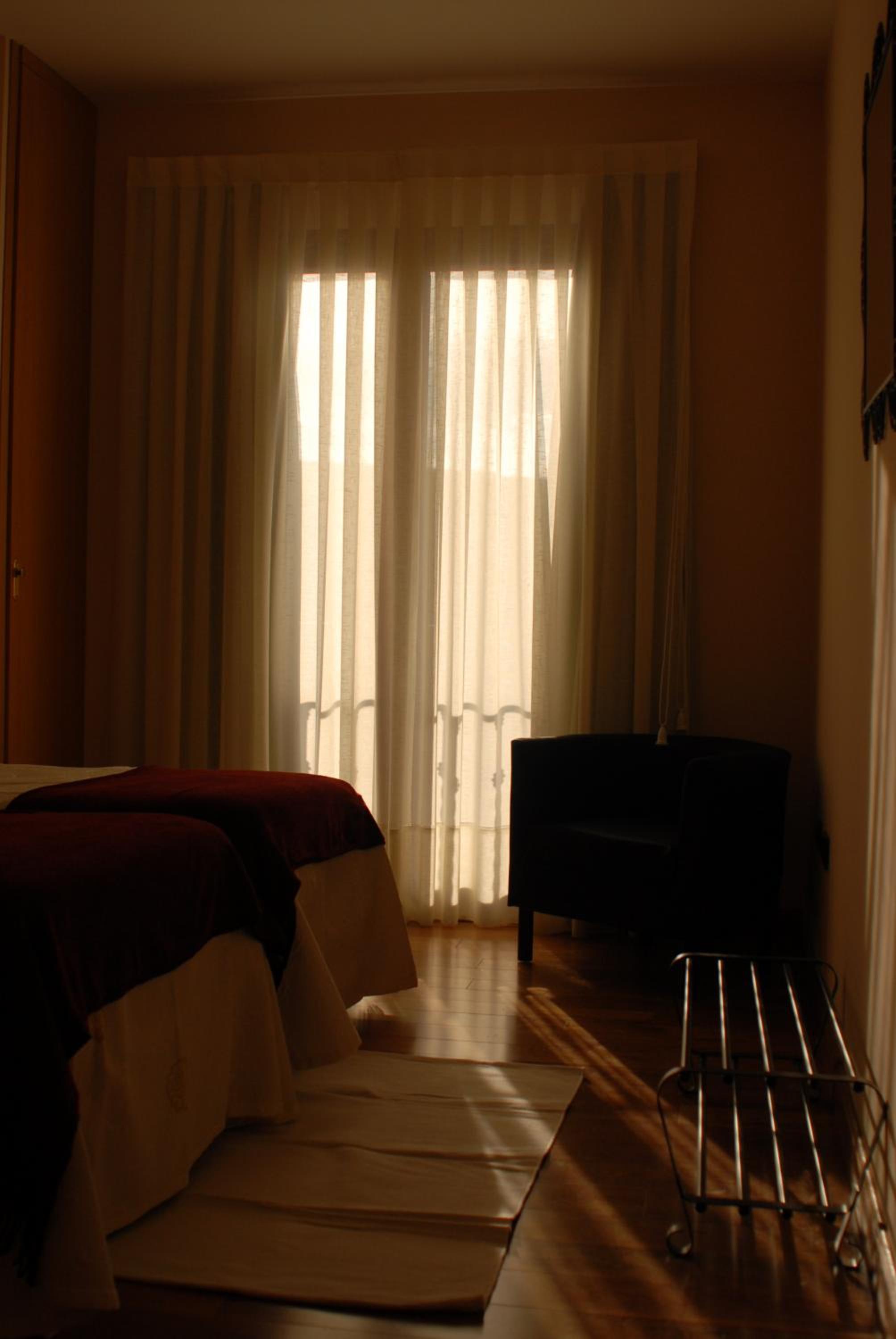 Twin Room - Photo 1