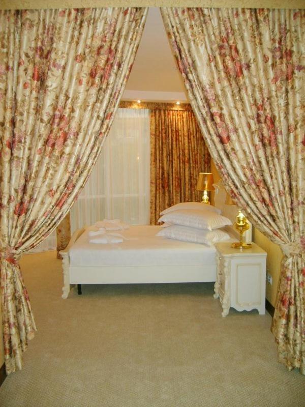 Comfort Suite photo 2
