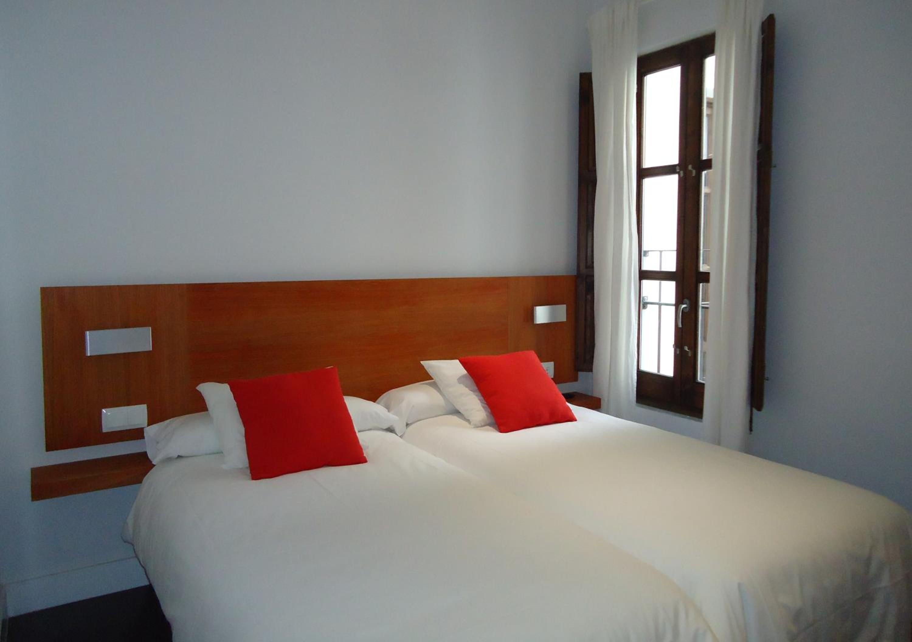 Apartamento de dos habitaciones con balcón