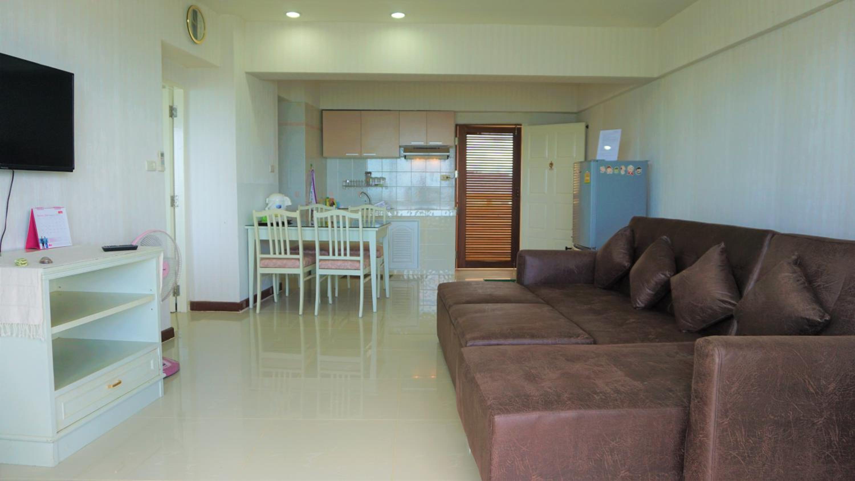 Apartment with Sea View - Photo 16