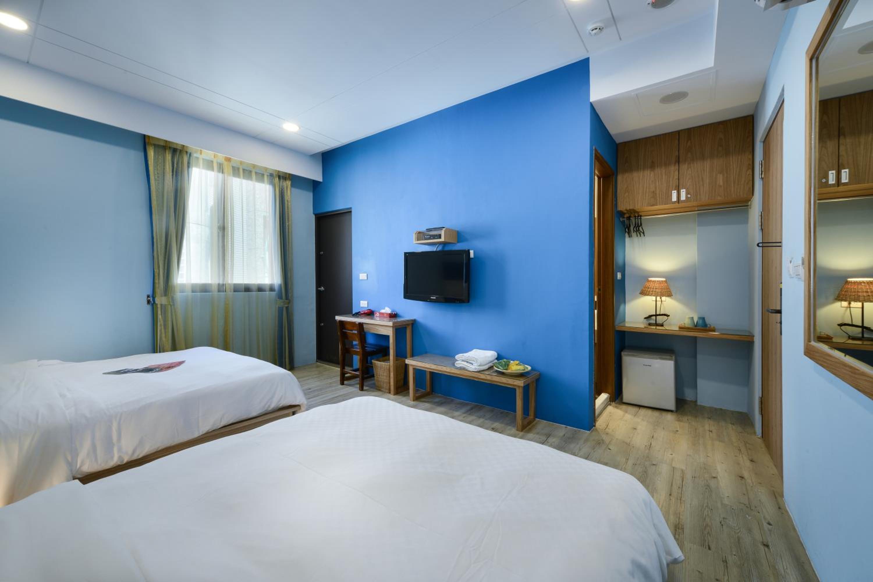 Economy Quadruple Room photo 2