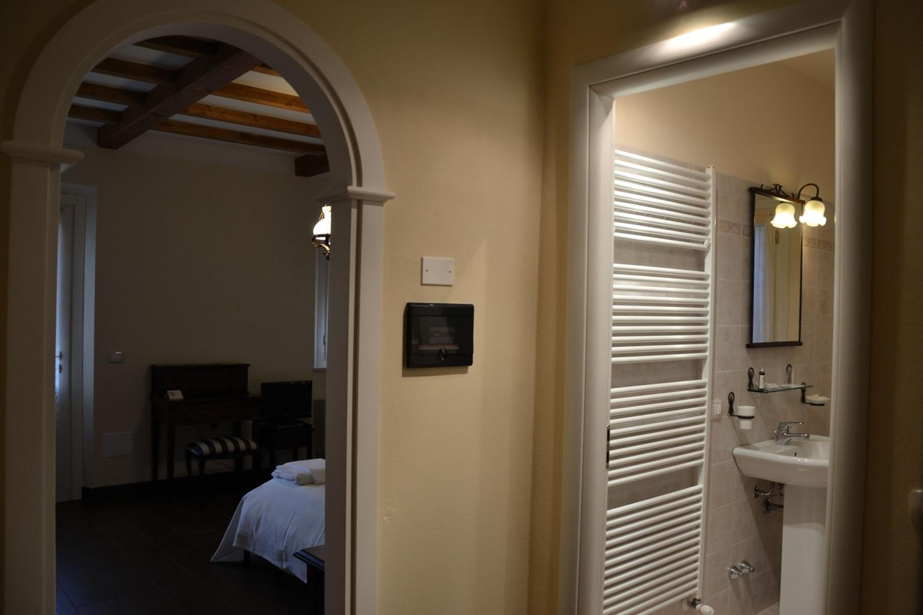 Double Or Twin Room photo 2
