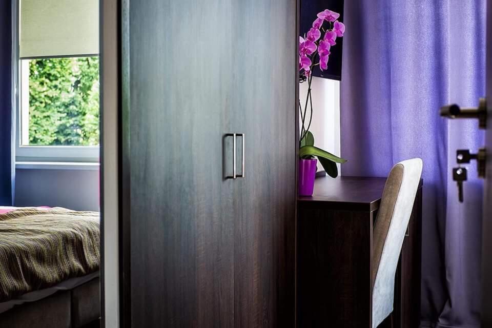 Double Room - Photo 11