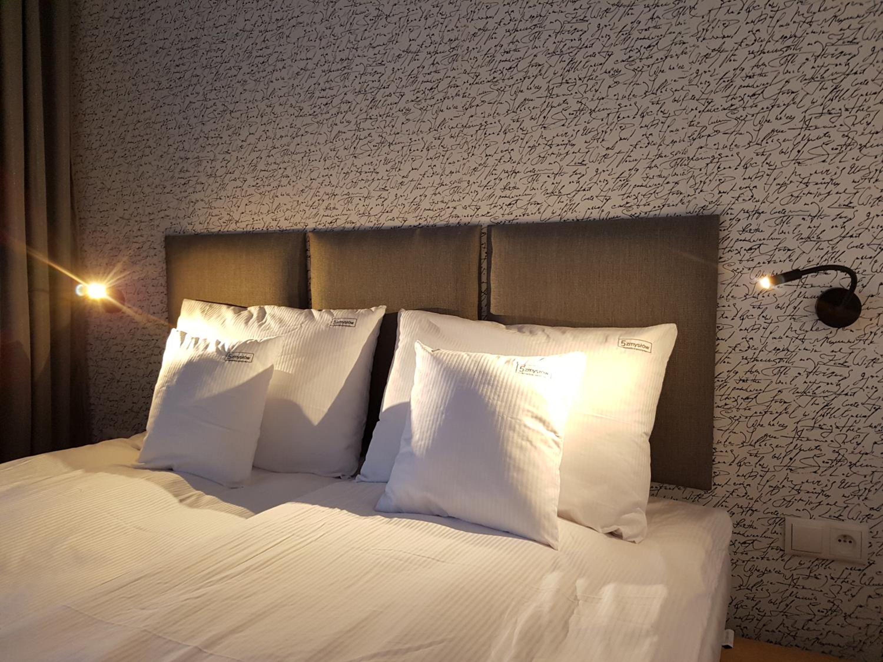 Deluxe Double Room with Balcony photo 3