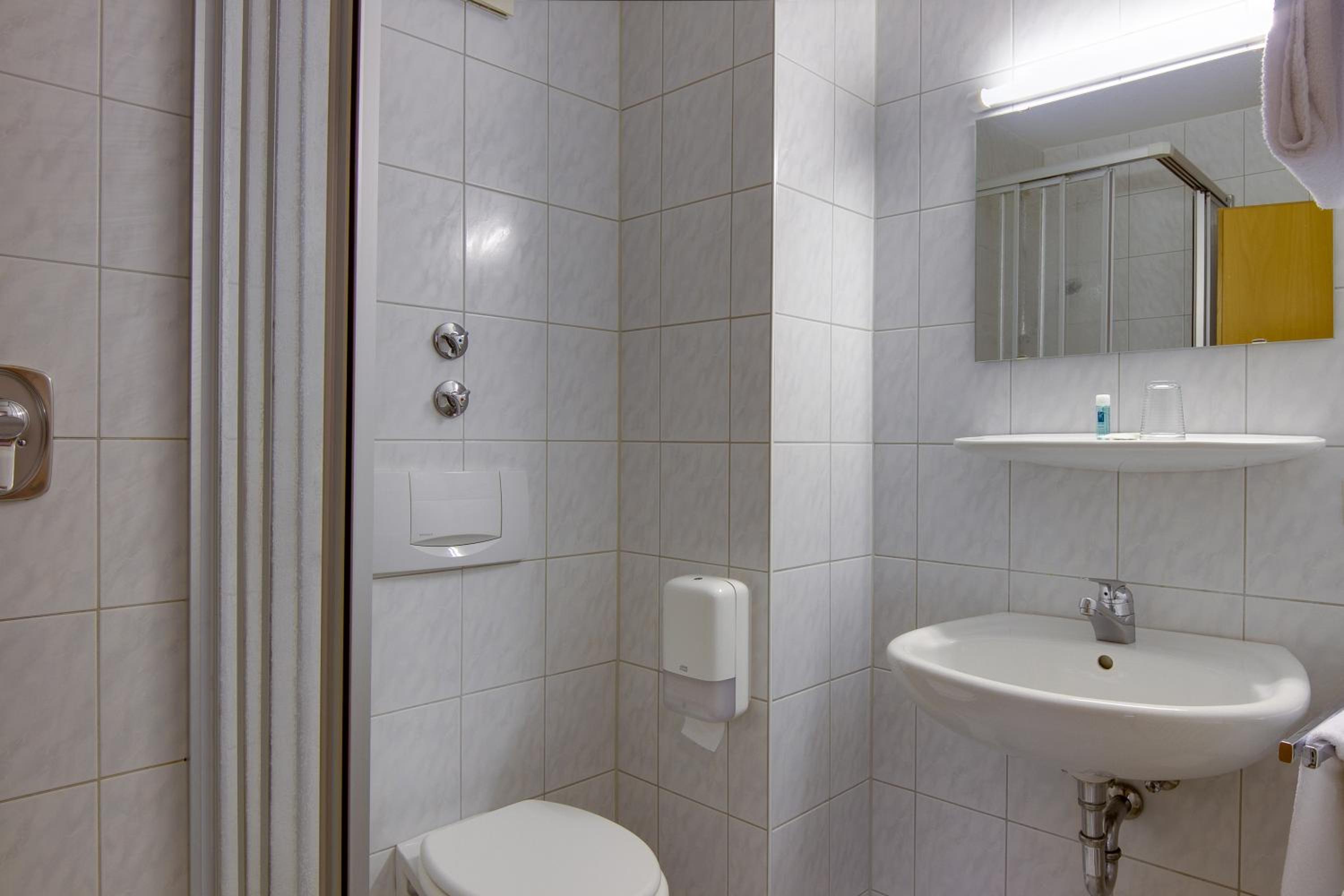 Double Room / Twin Room photo 3