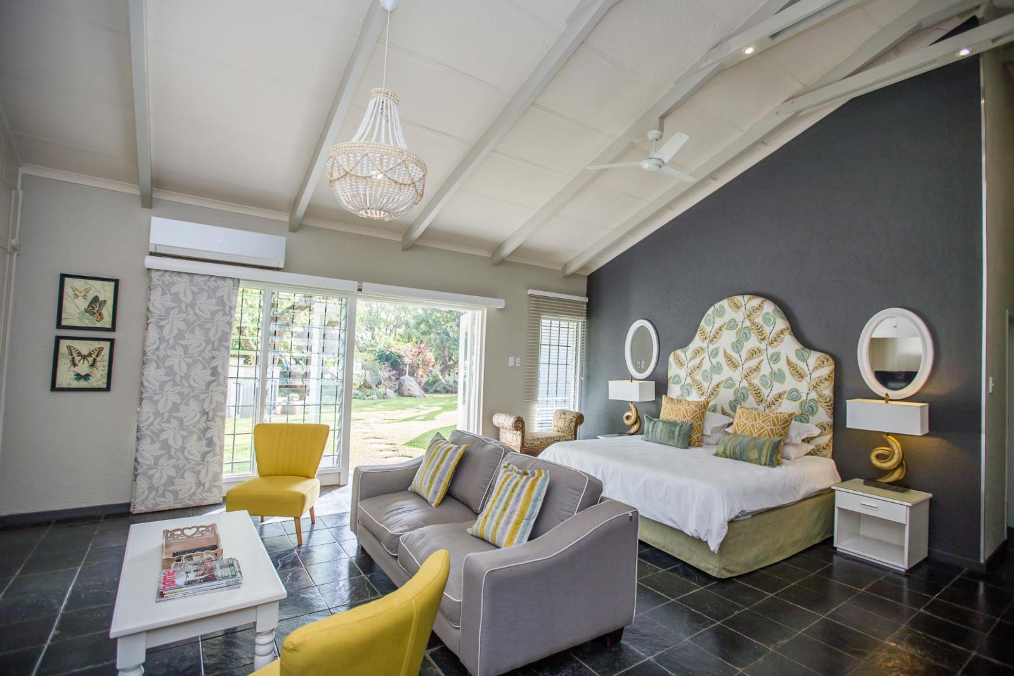 Family Room - Photo 1