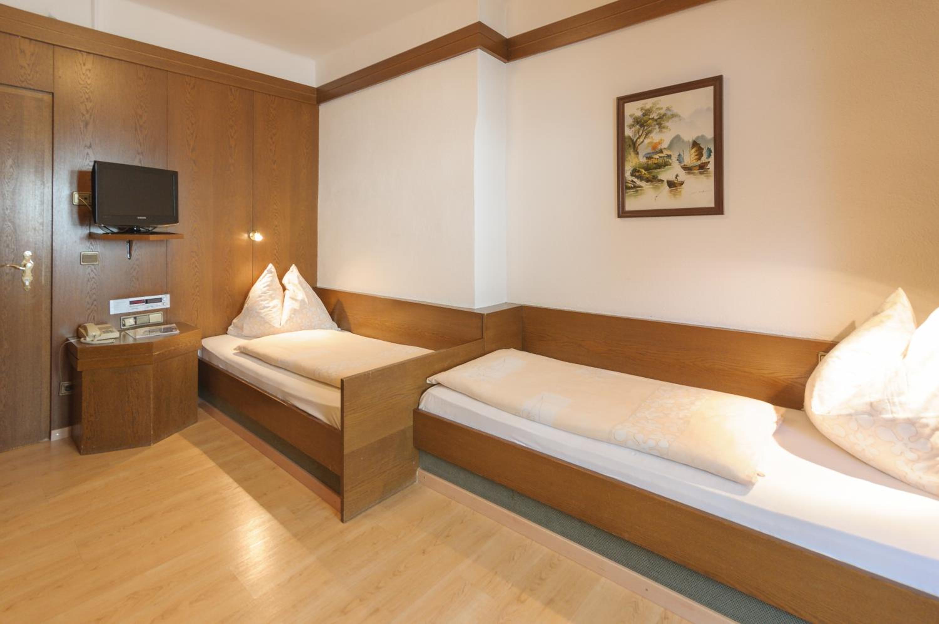 Single Room photo 1