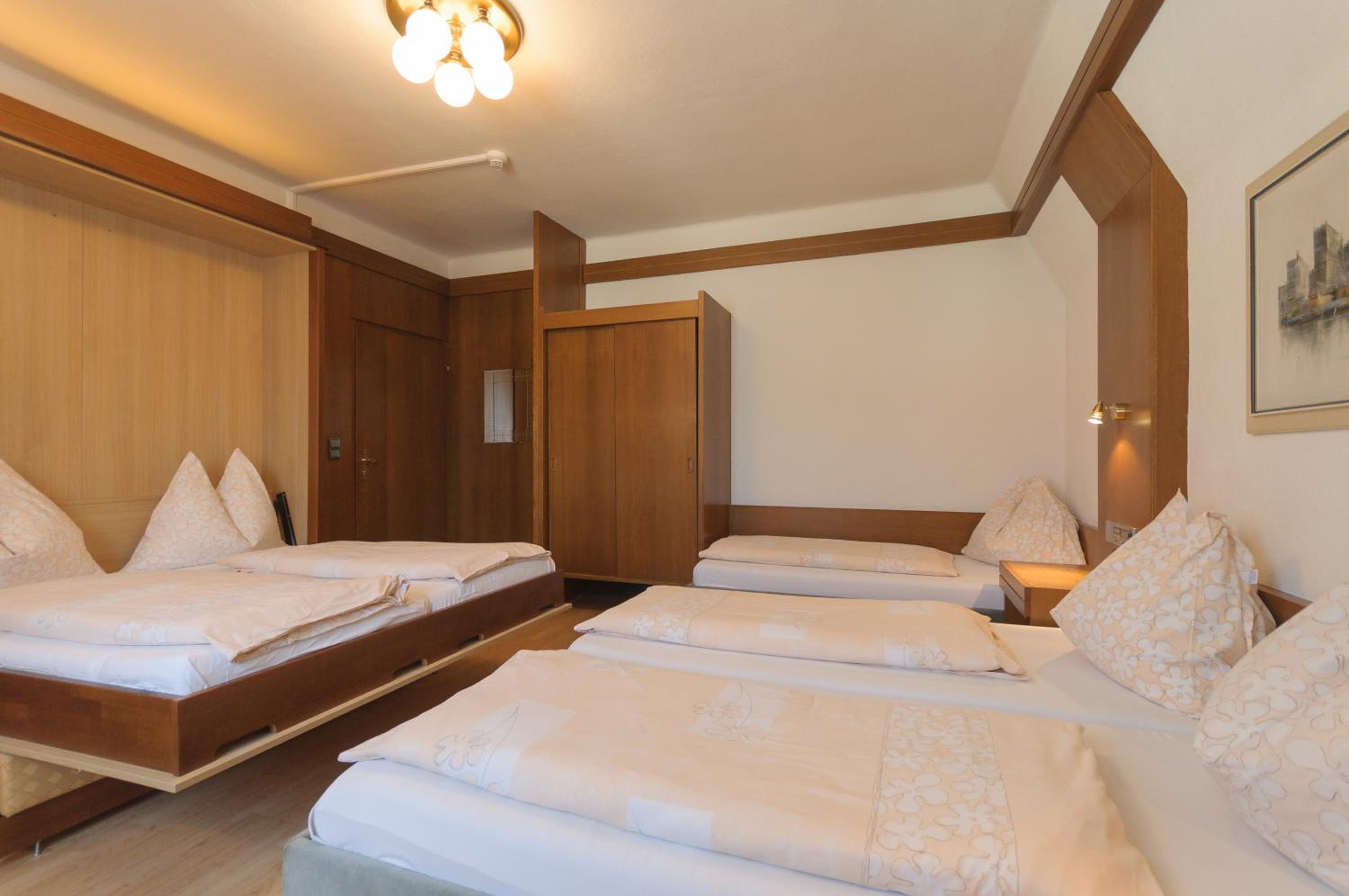 Quintuple Room photo 1