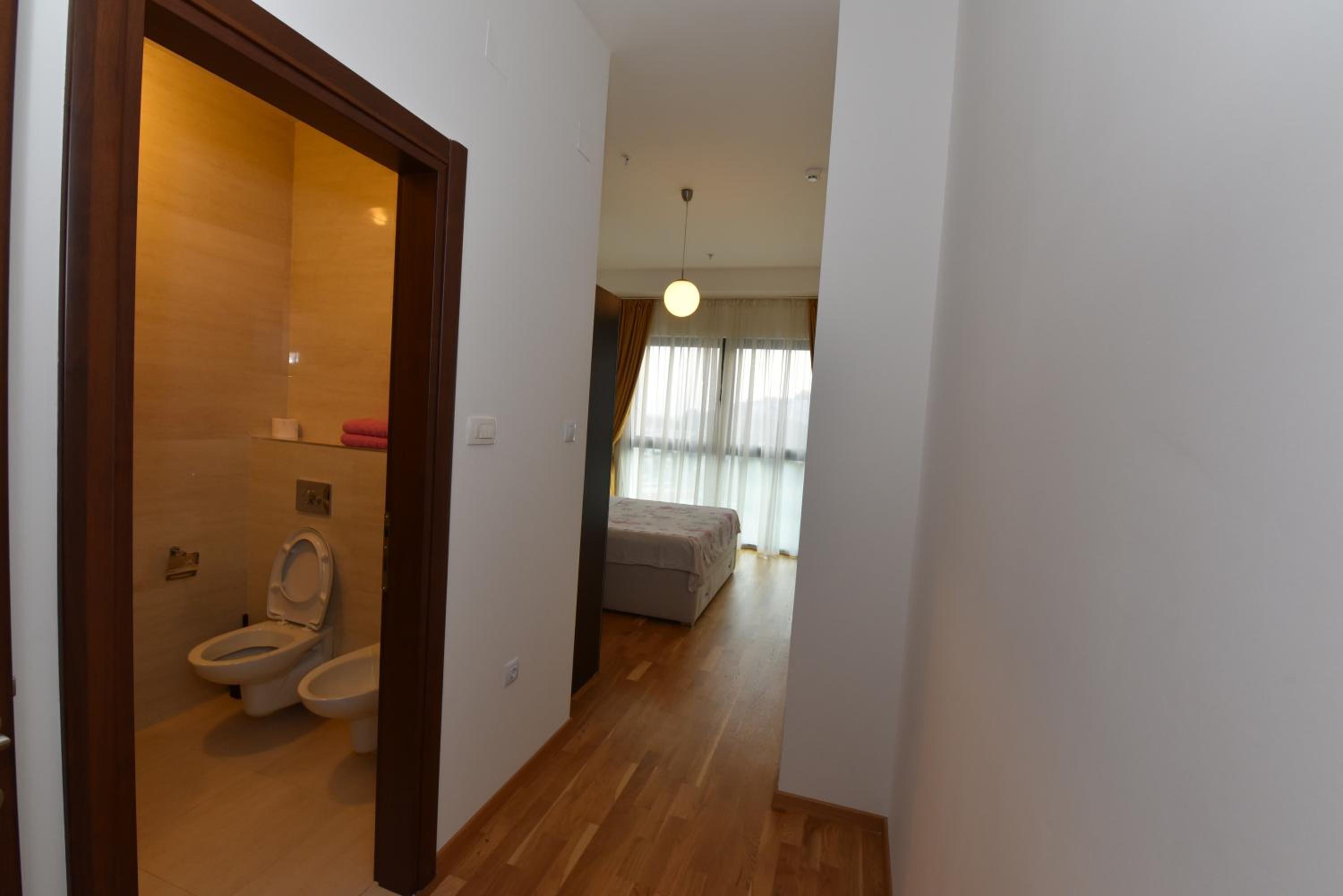 Deluxe Apartment photo 3