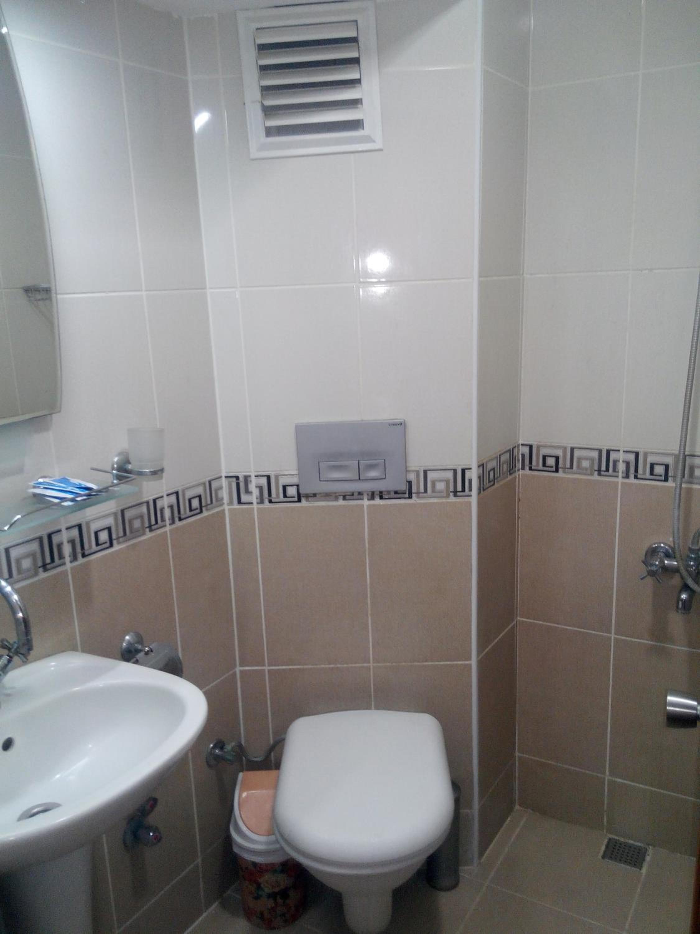 Standard Twin Room photo 2