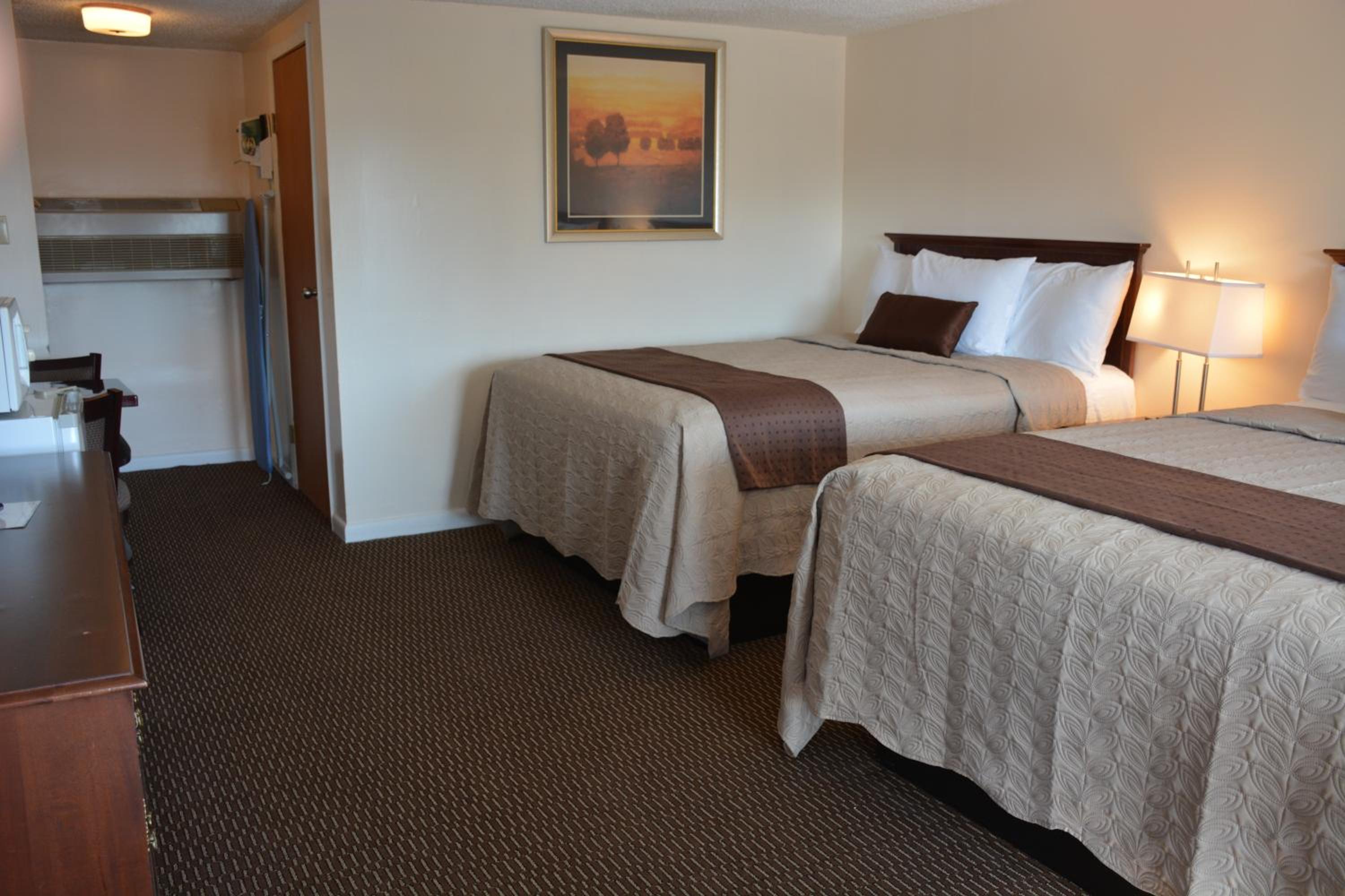 Queen Room - Photo 1