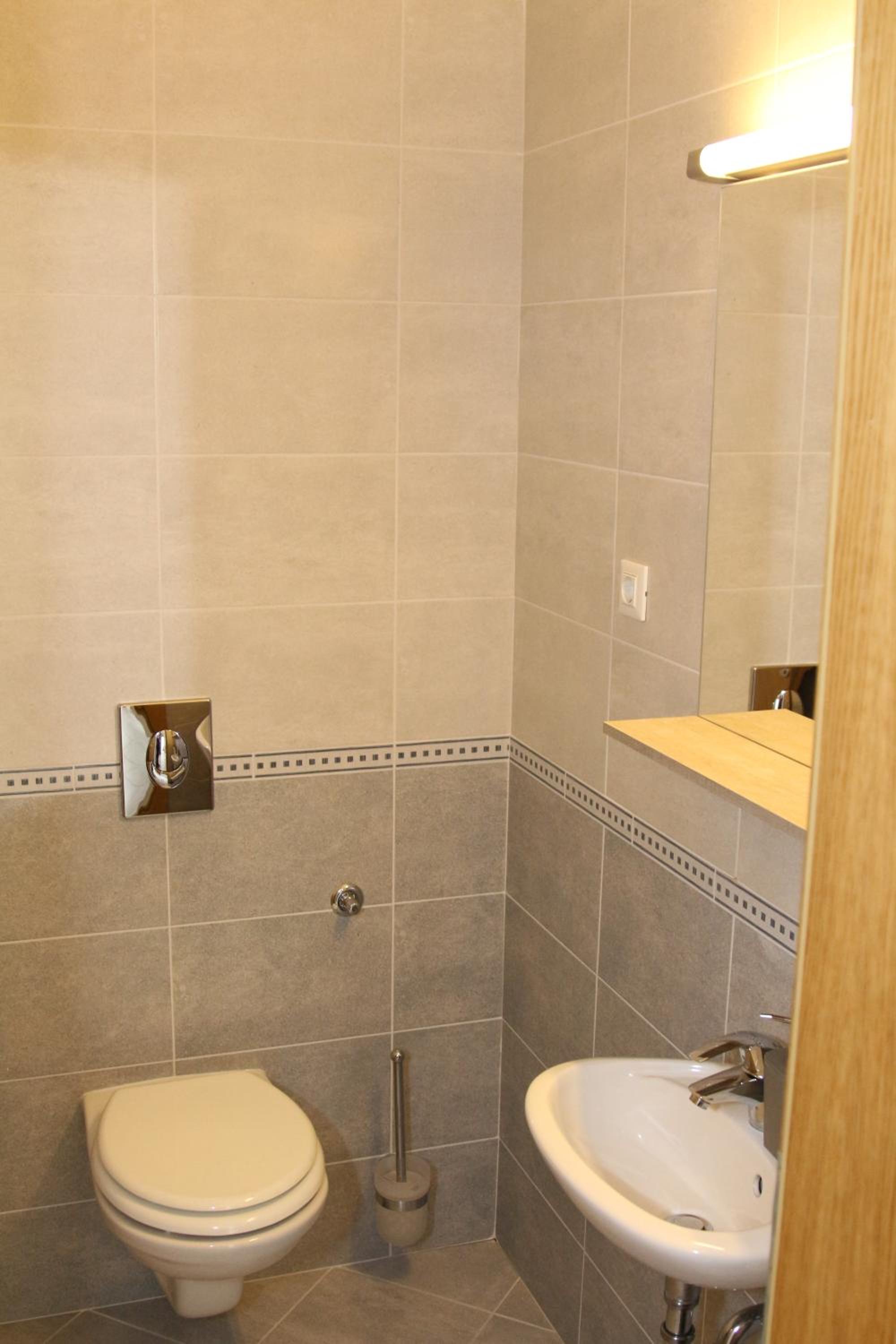 Two-Bedroom Apartment - Photo 17