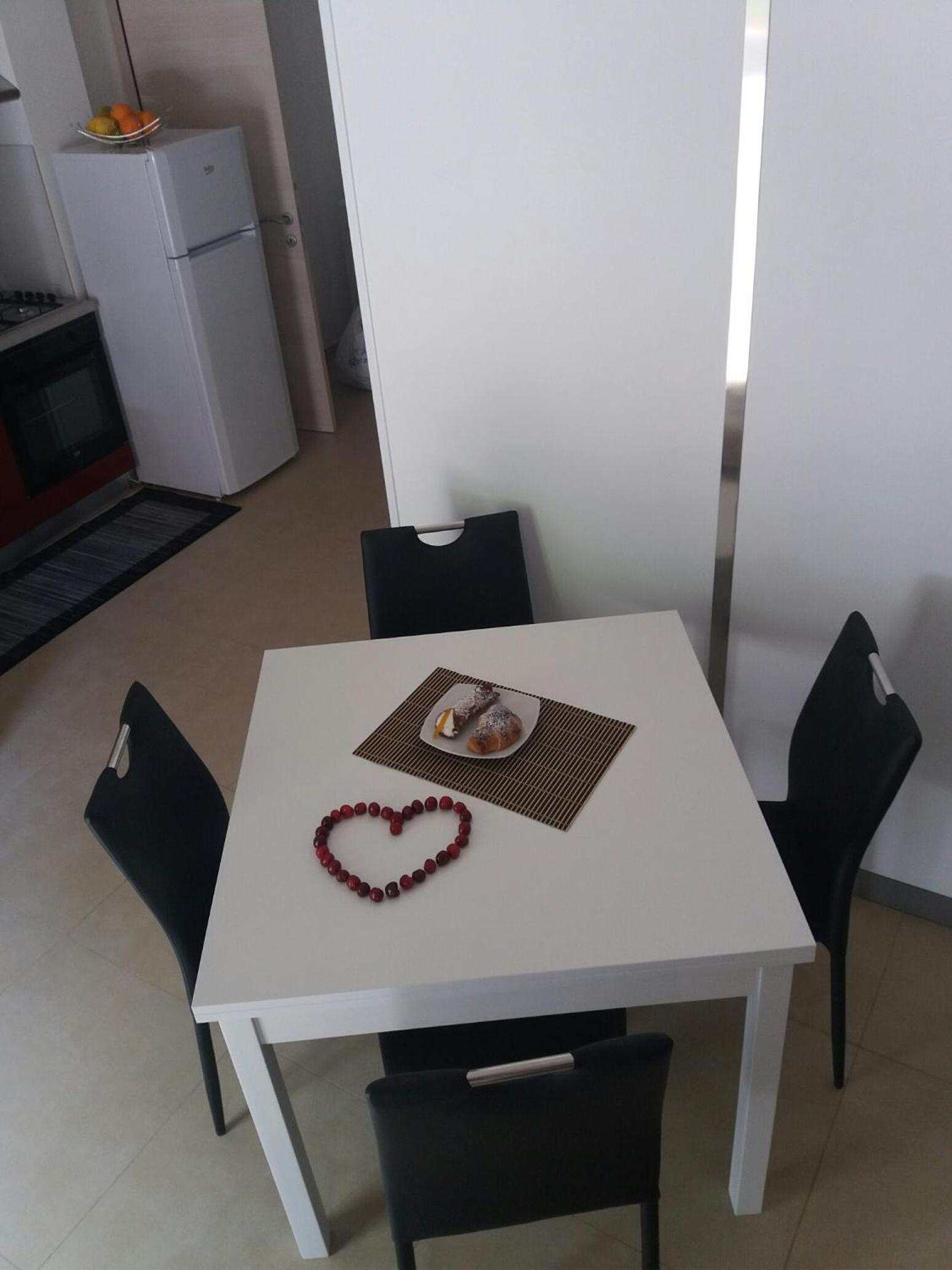 One-Bedroom Apartment - Photo 25