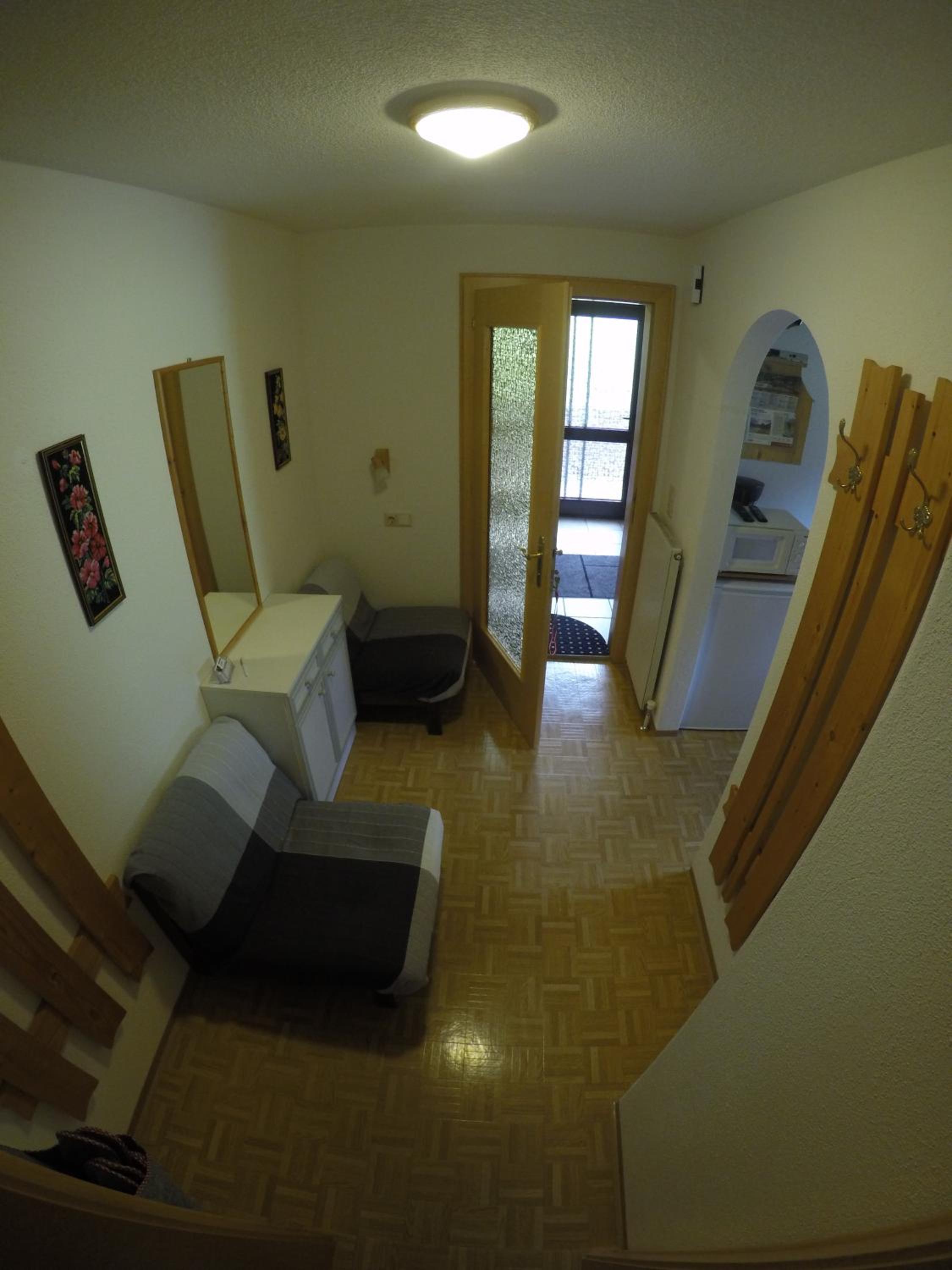 Apartment with Mountain View photo 2