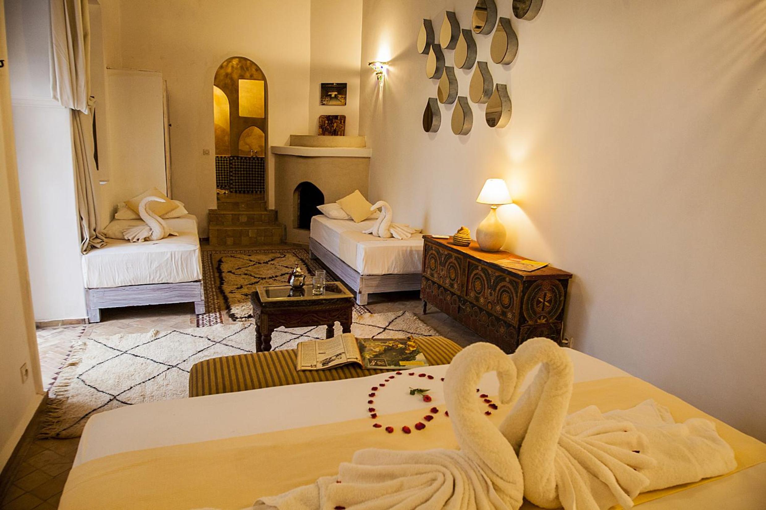 Suite - Photo 1
