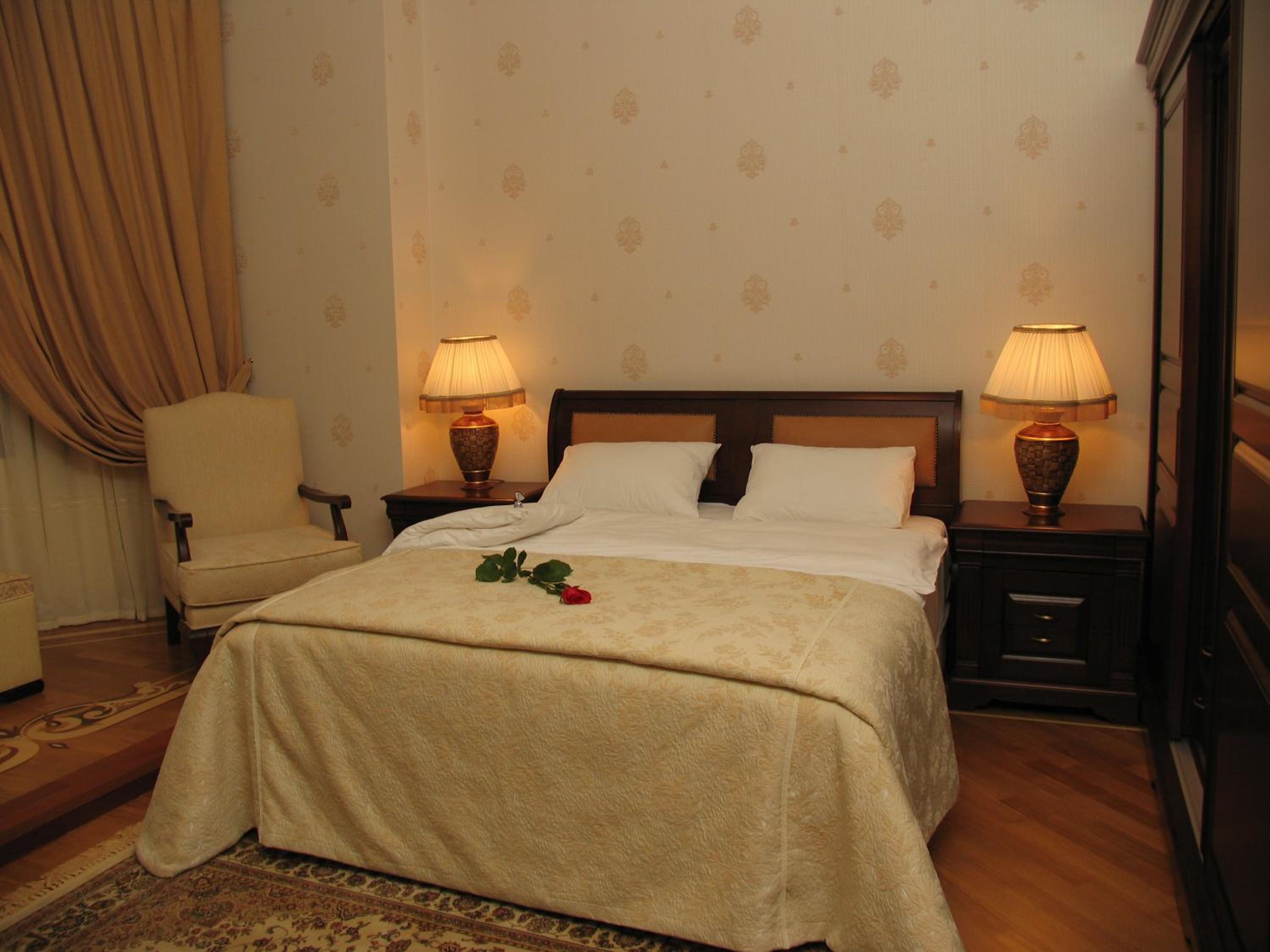 Standard Double or Twin Room photo 2