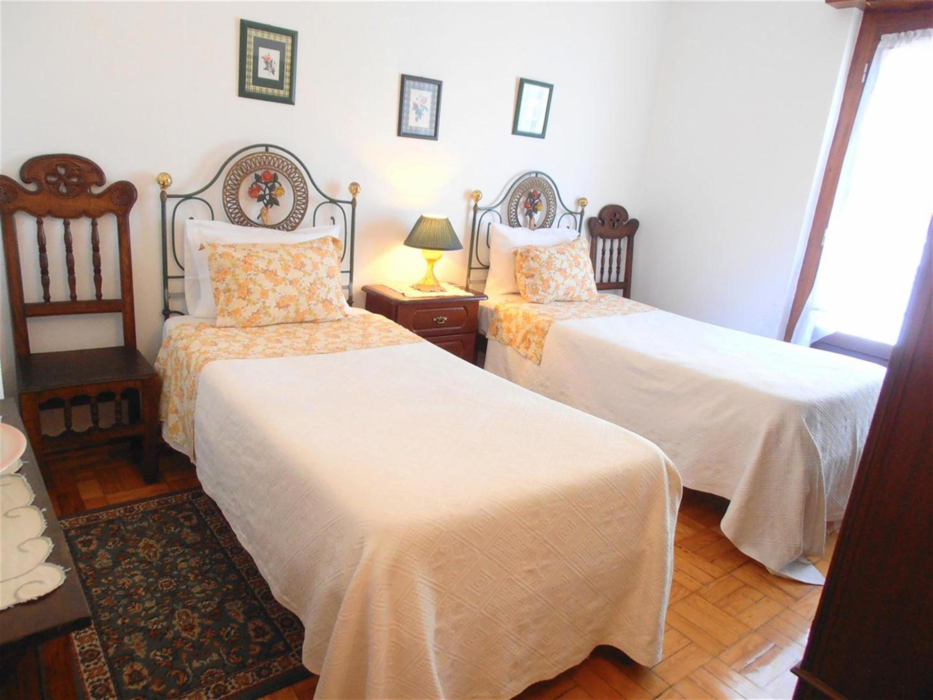 One-Bedroom Apartment - Photo 15