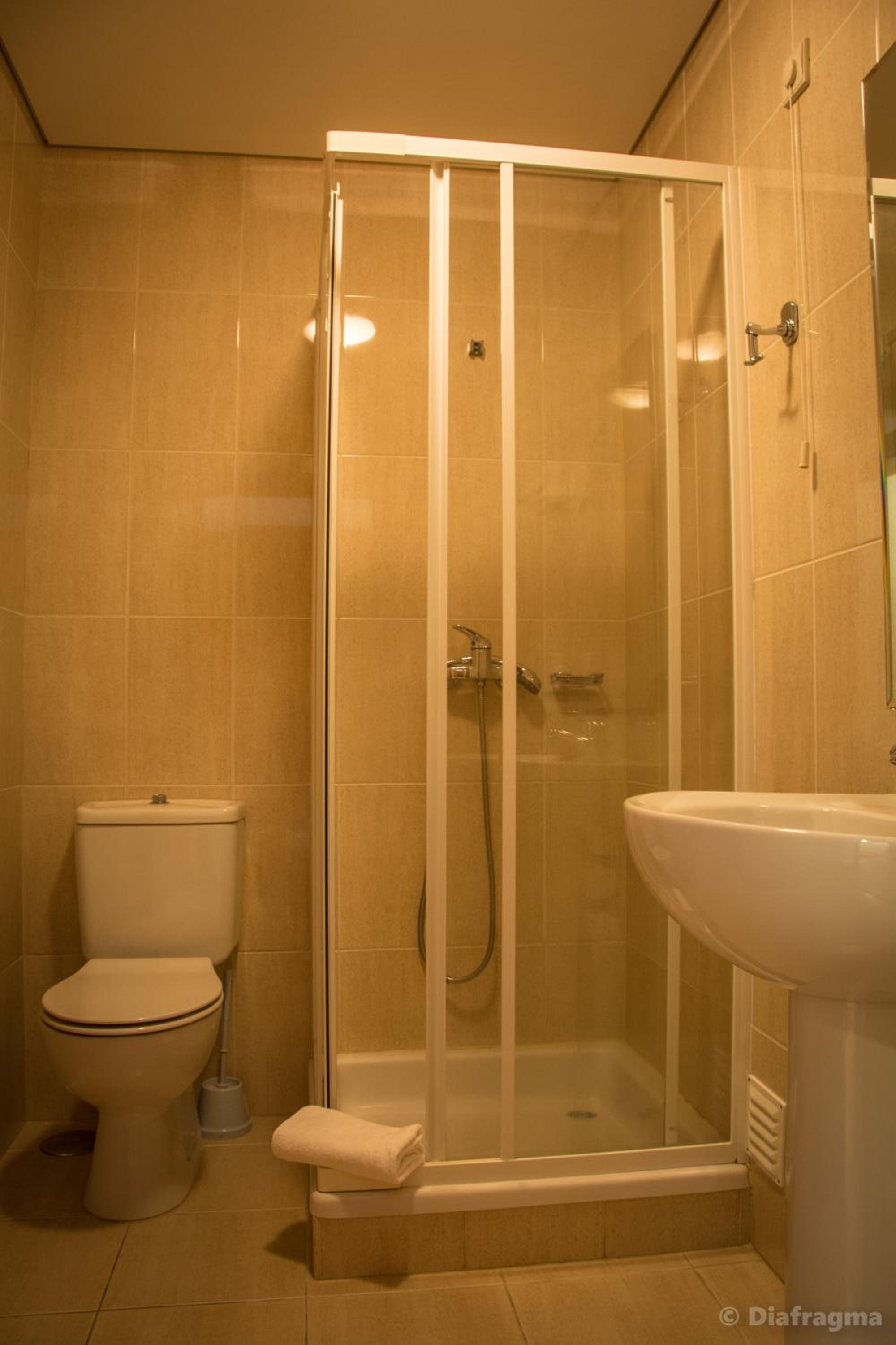 Single Room photo 3