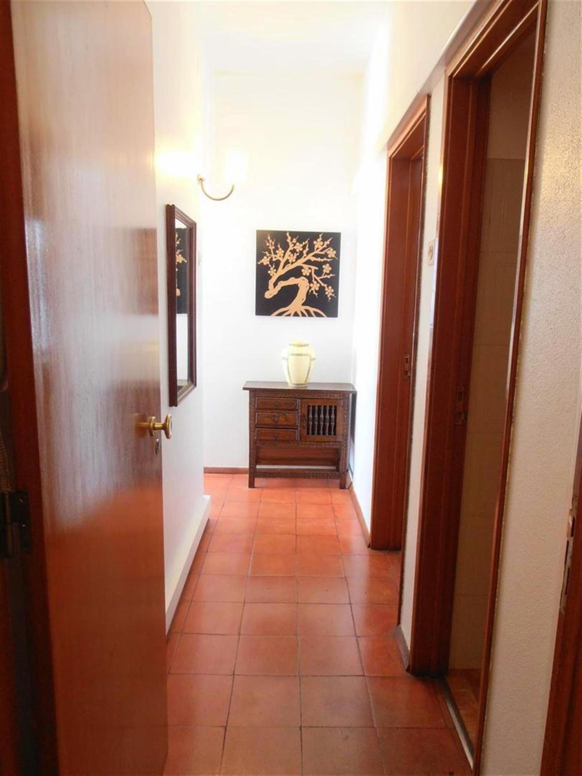 One-Bedroom Apartment - Photo 25