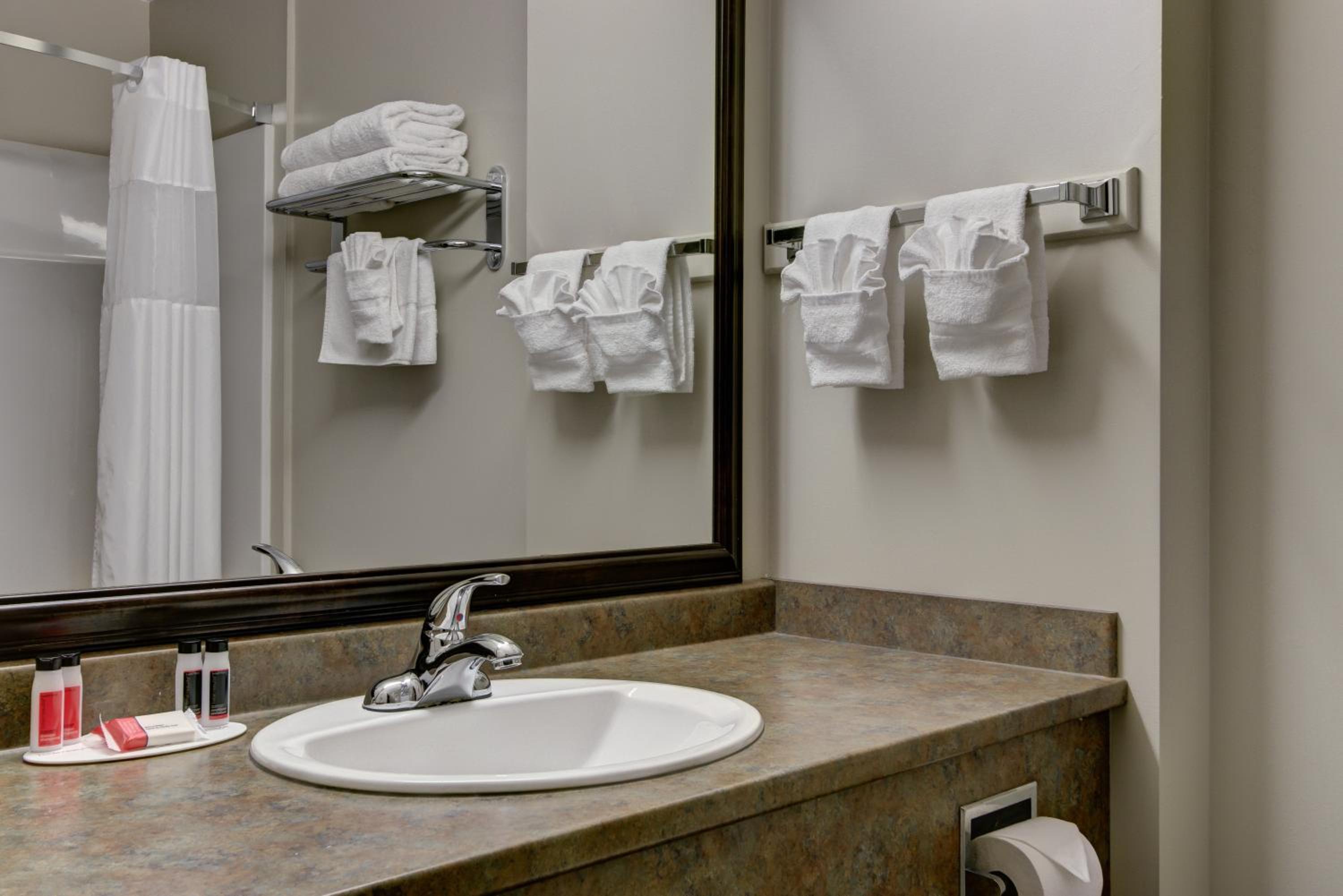 King Room- Non-Smoking - Photo 11